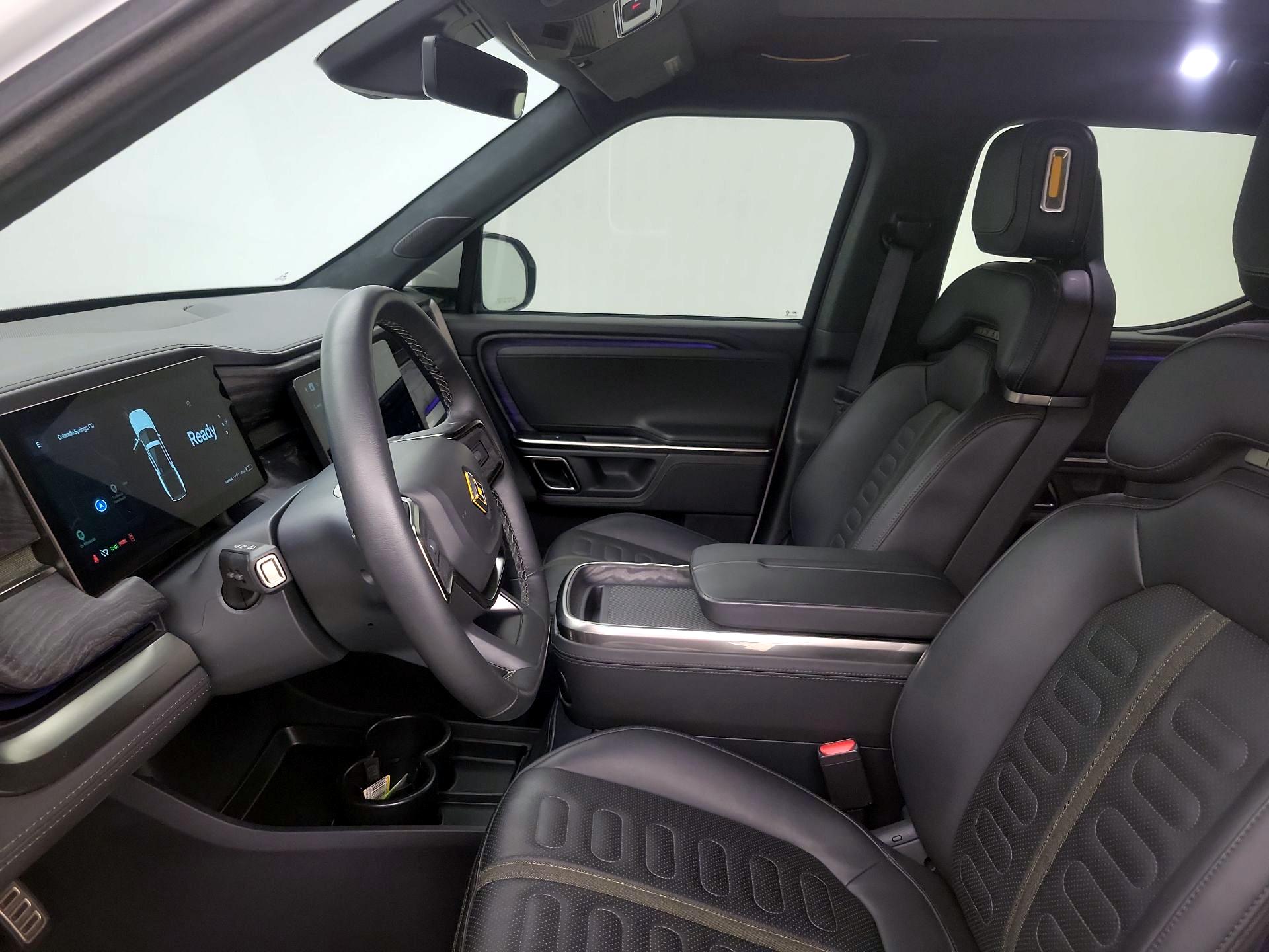 Thumbnail: 2023 Rivian R1T - 11