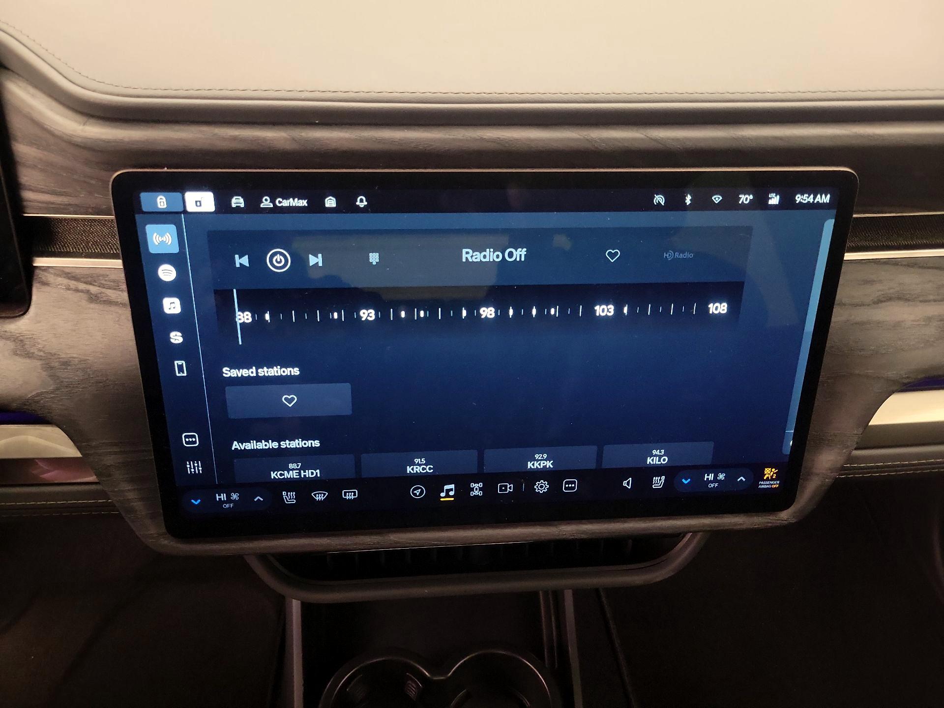 Thumbnail: 2023 Rivian R1T - 16