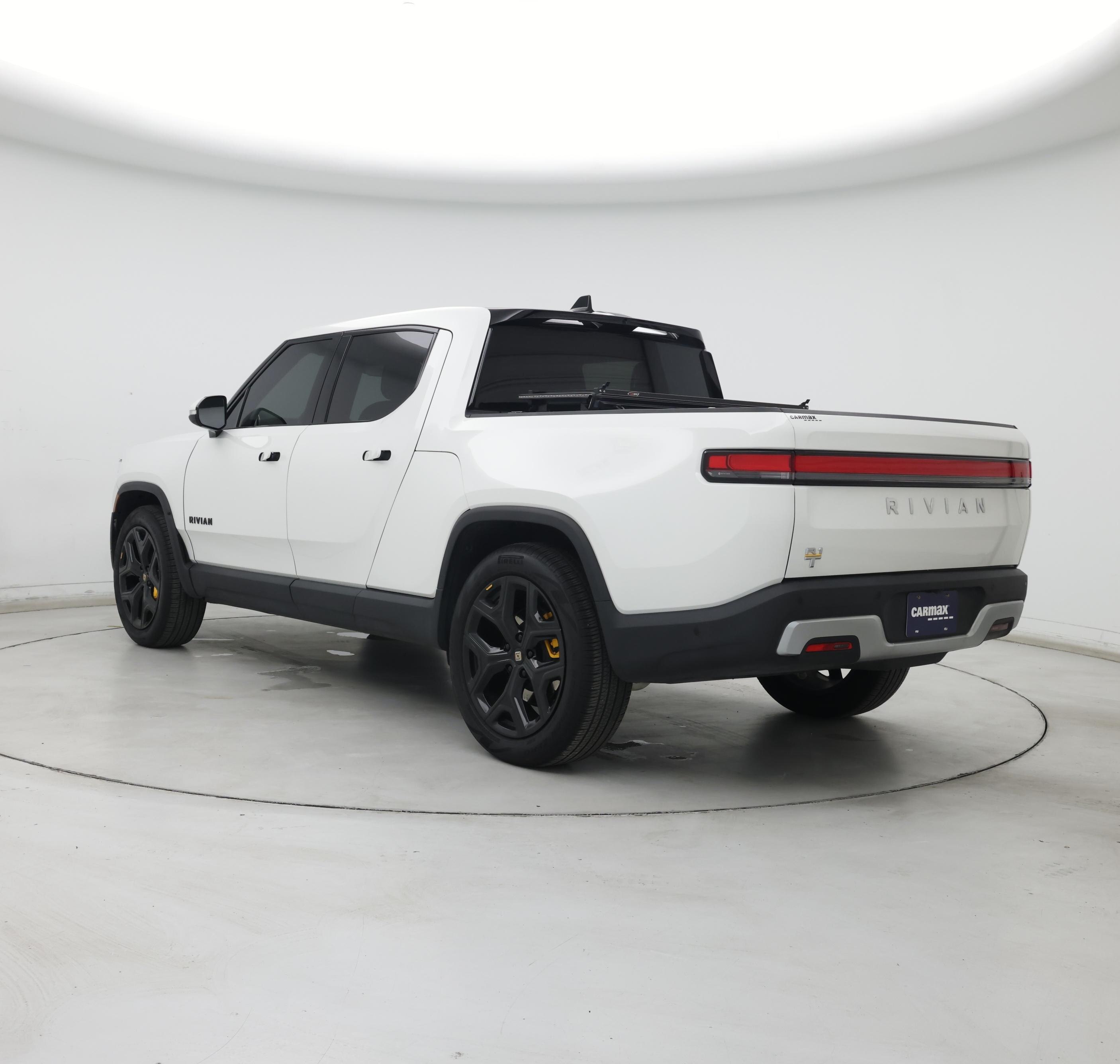 Thumbnail: 2023 Rivian R1T - 2