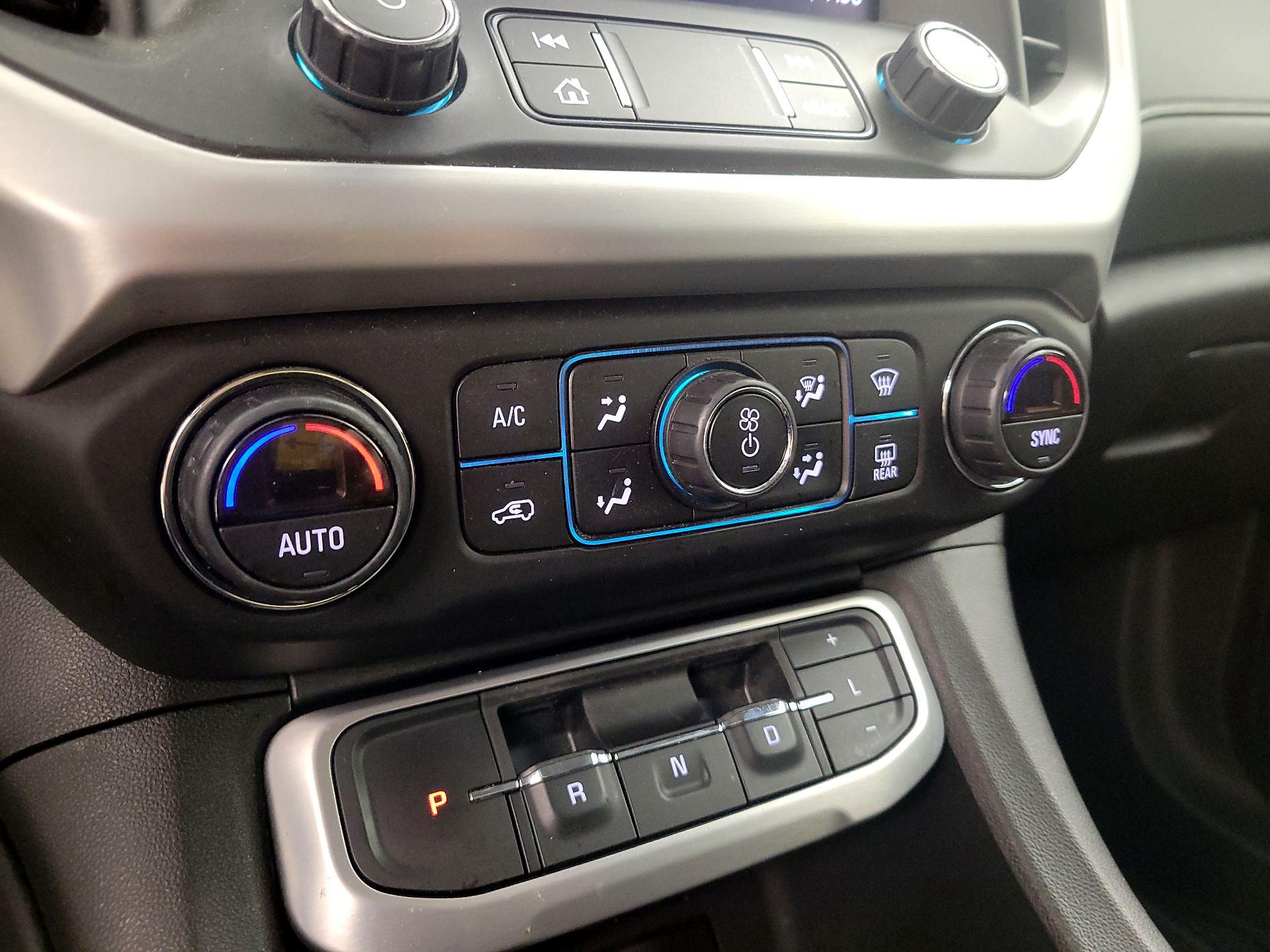 Thumbnail: 2020 GMC Acadia - 16
