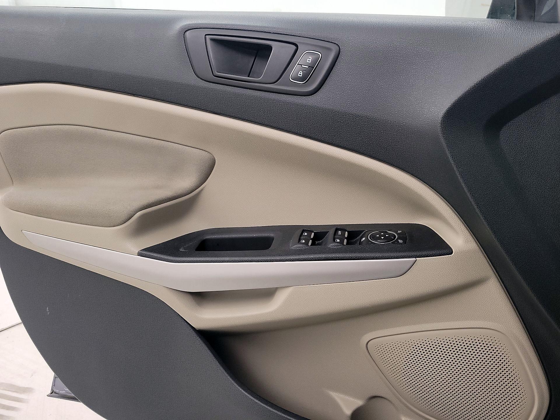 Thumbnail: 2021 Ford EcoSport - 12