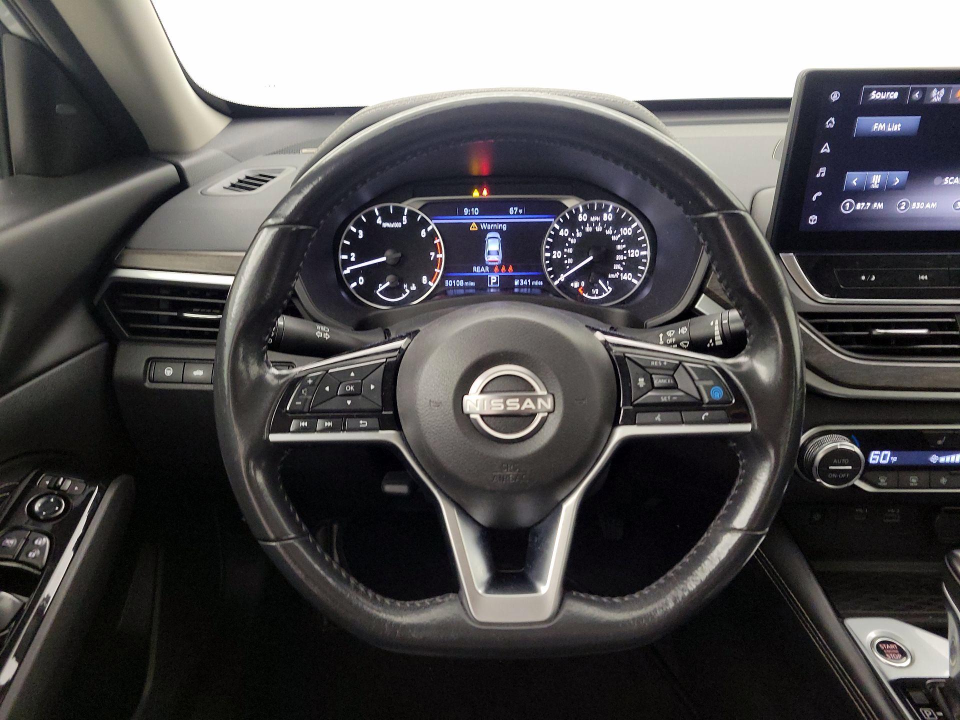 Thumbnail: 2023 Nissan Altima - 10