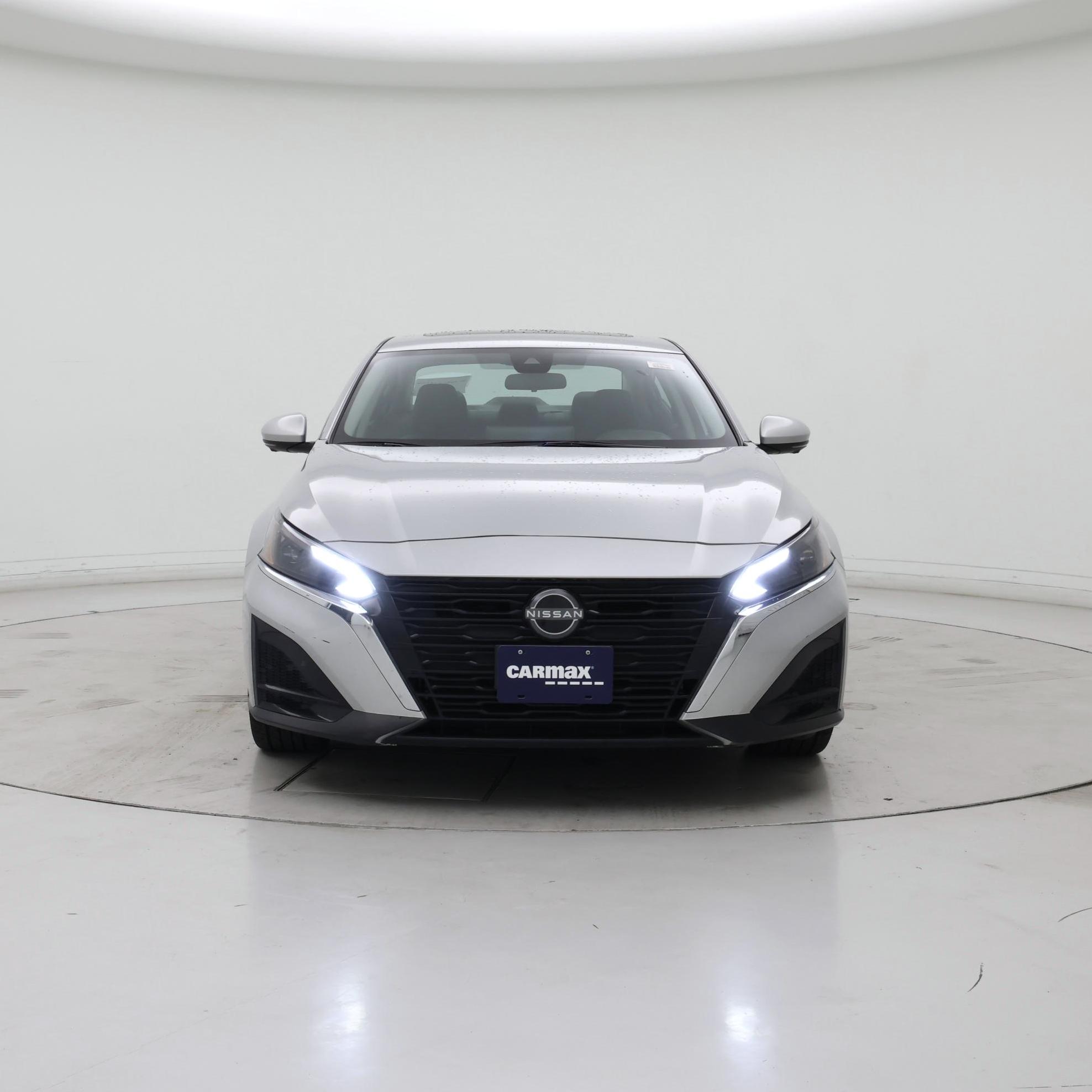Thumbnail: 2023 Nissan Altima - 5