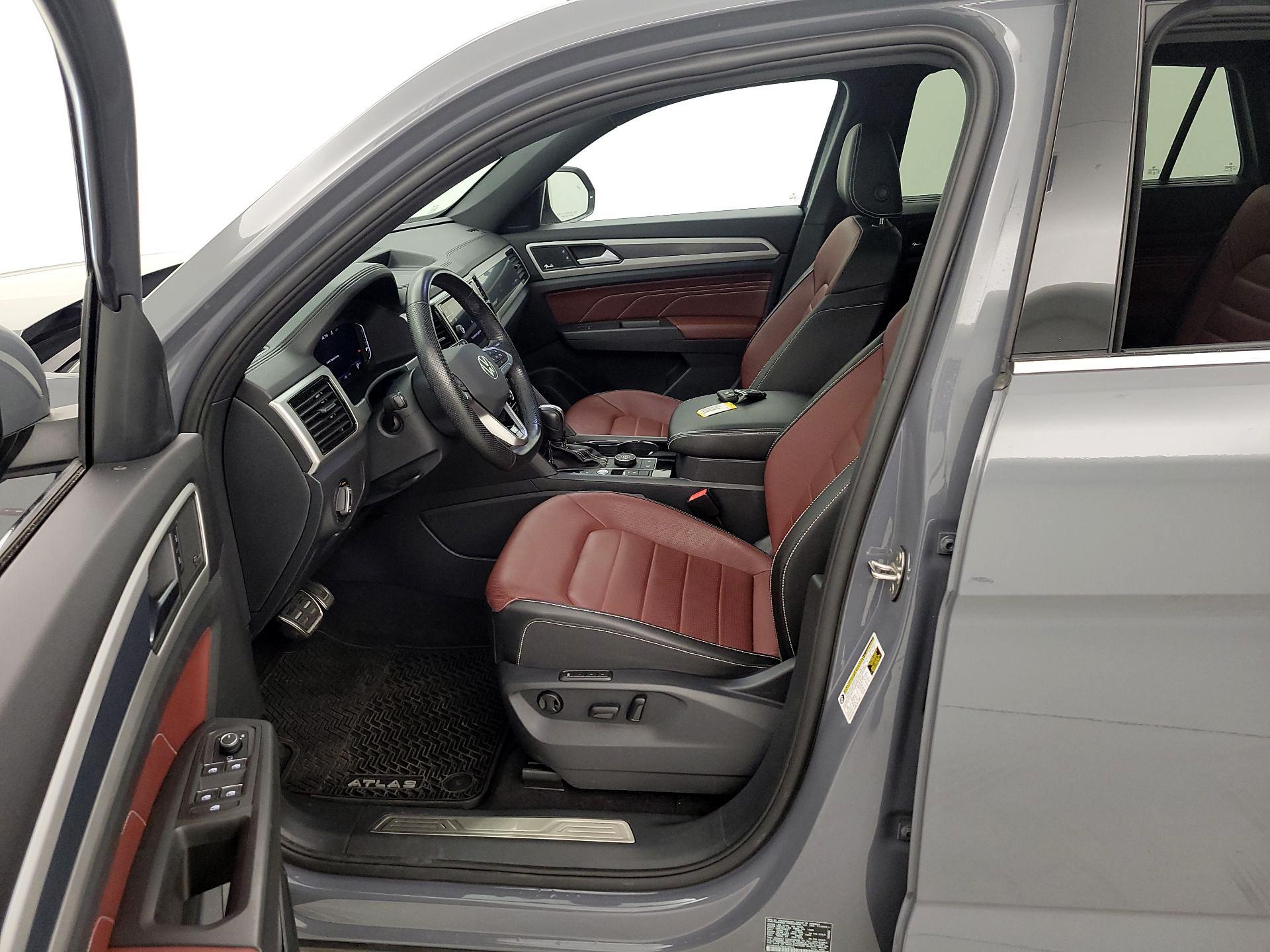 Thumbnail: 2023 Volkswagen Atlas - 11