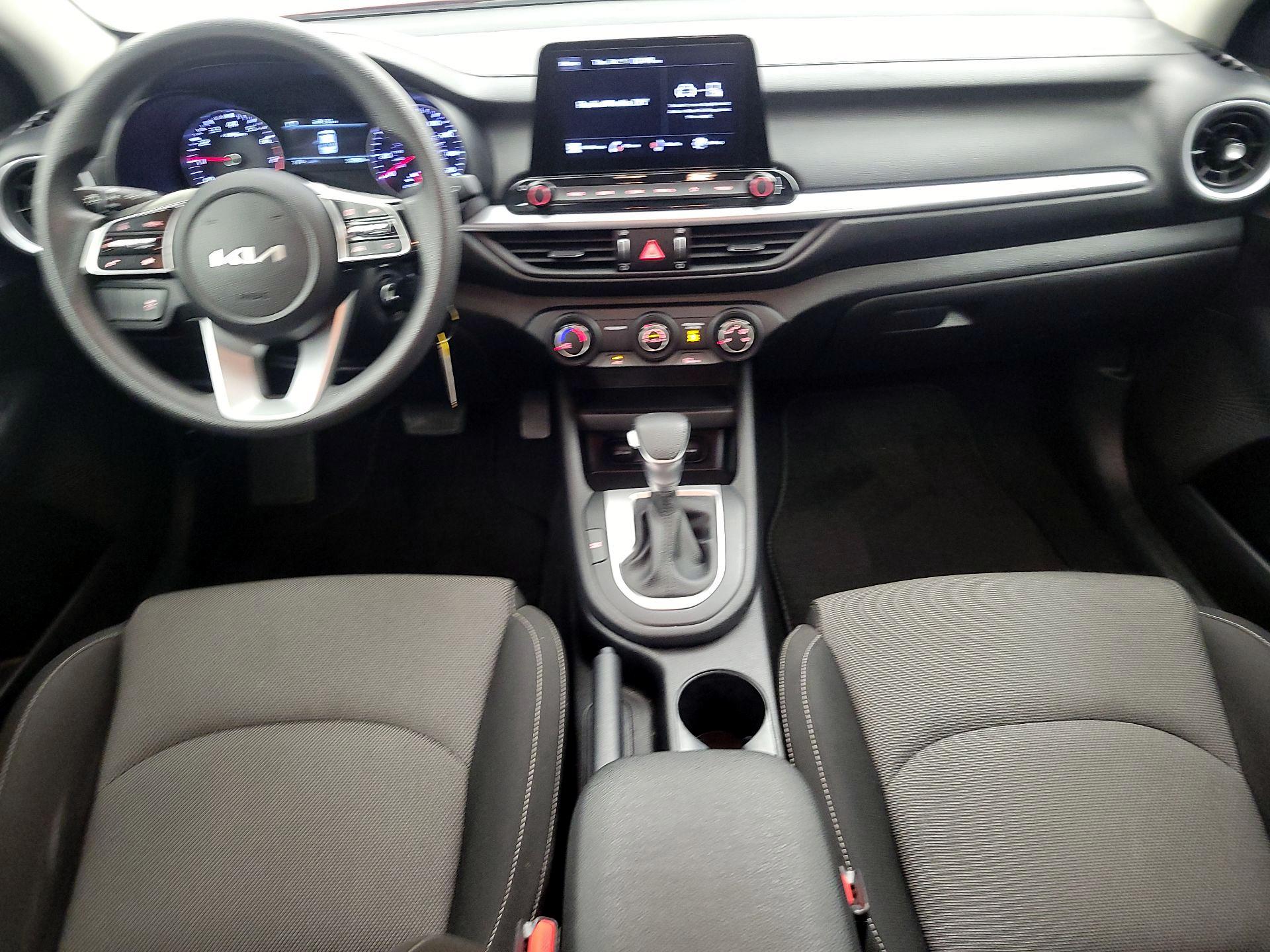 Thumbnail: 2023 Kia Forte - 9