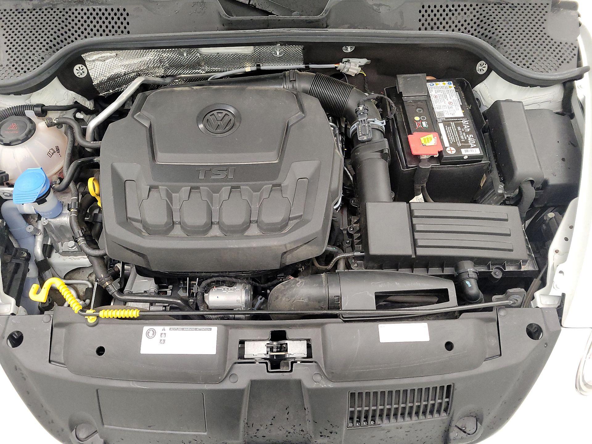 Thumbnail: 2019 Volkswagen Beetle - 20