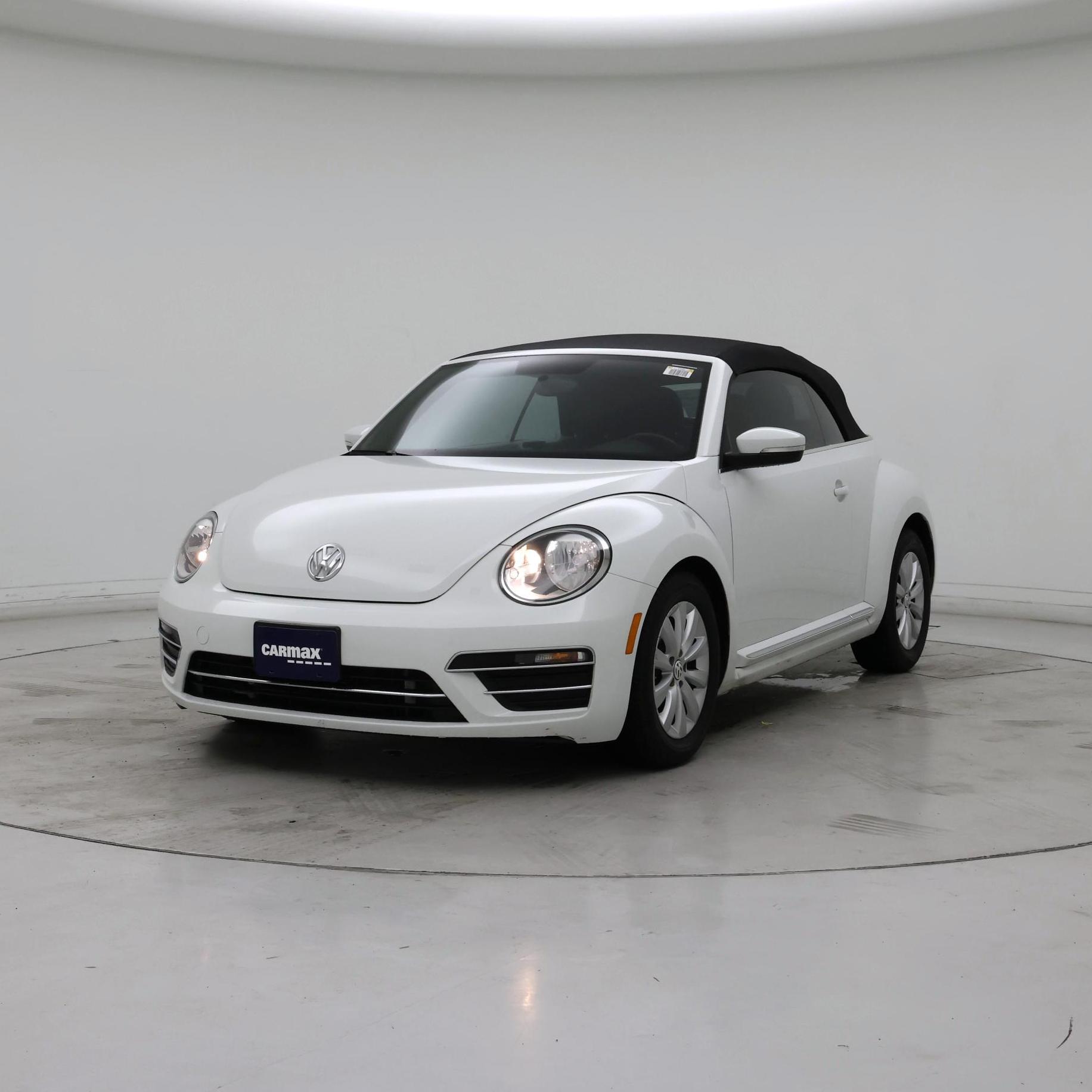 Thumbnail: 2019 Volkswagen Beetle - 4