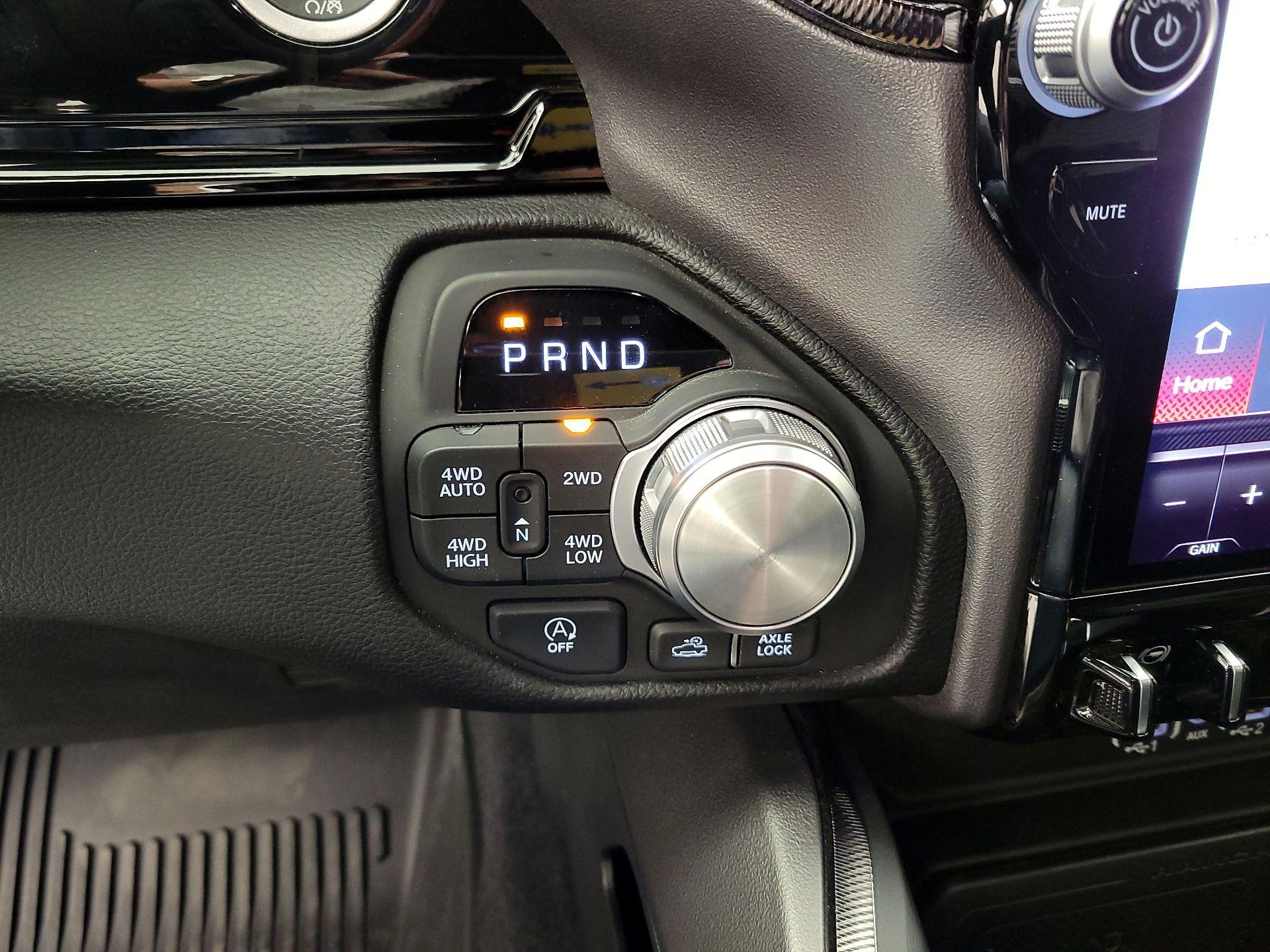 Thumbnail: 2025 RAM 1500 - 15