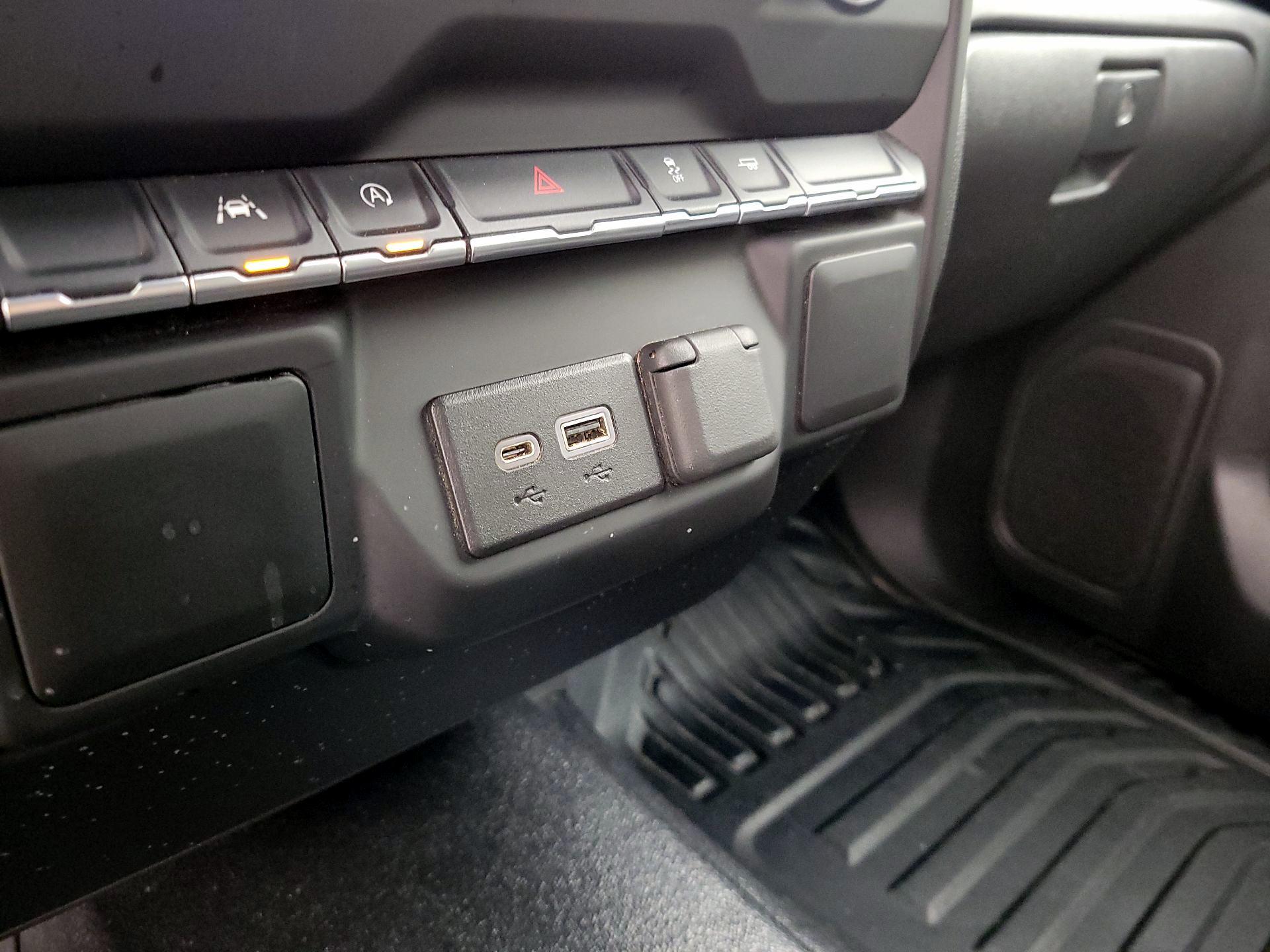 Thumbnail: 2023 Chevrolet Silverado 1500 - 18