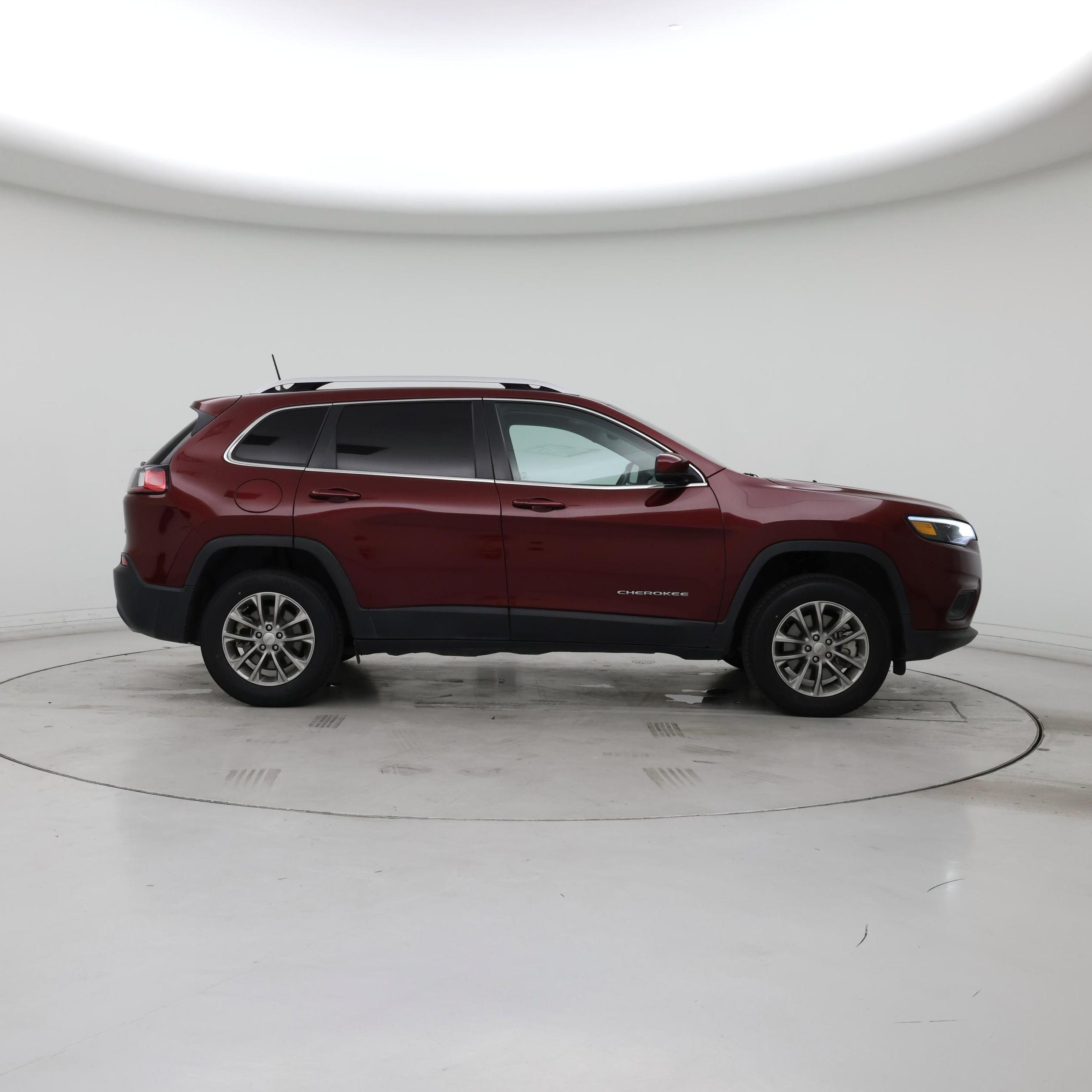 Thumbnail: 2019 Jeep Cherokee - 7