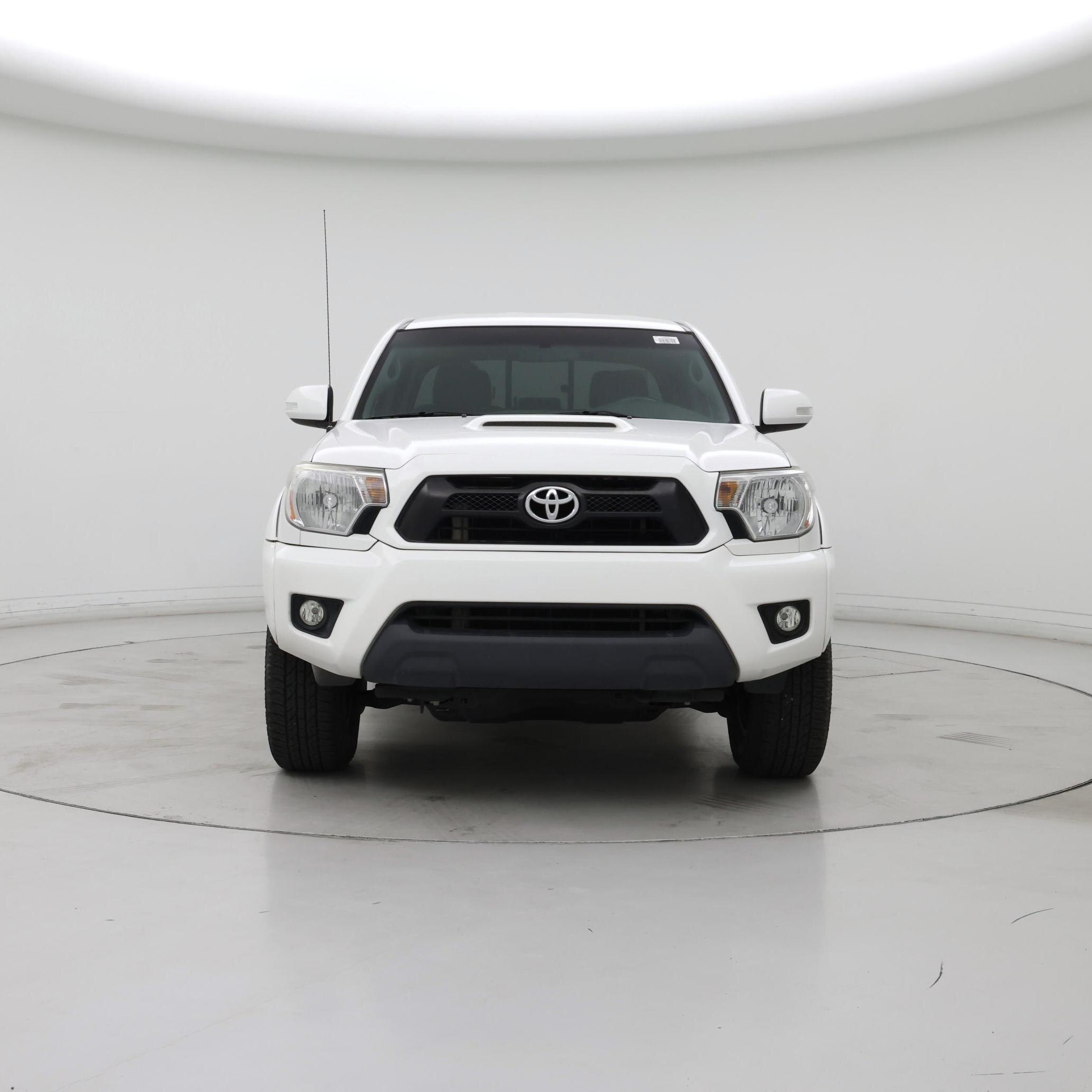 Thumbnail: 2015 Toyota Tacoma - 5