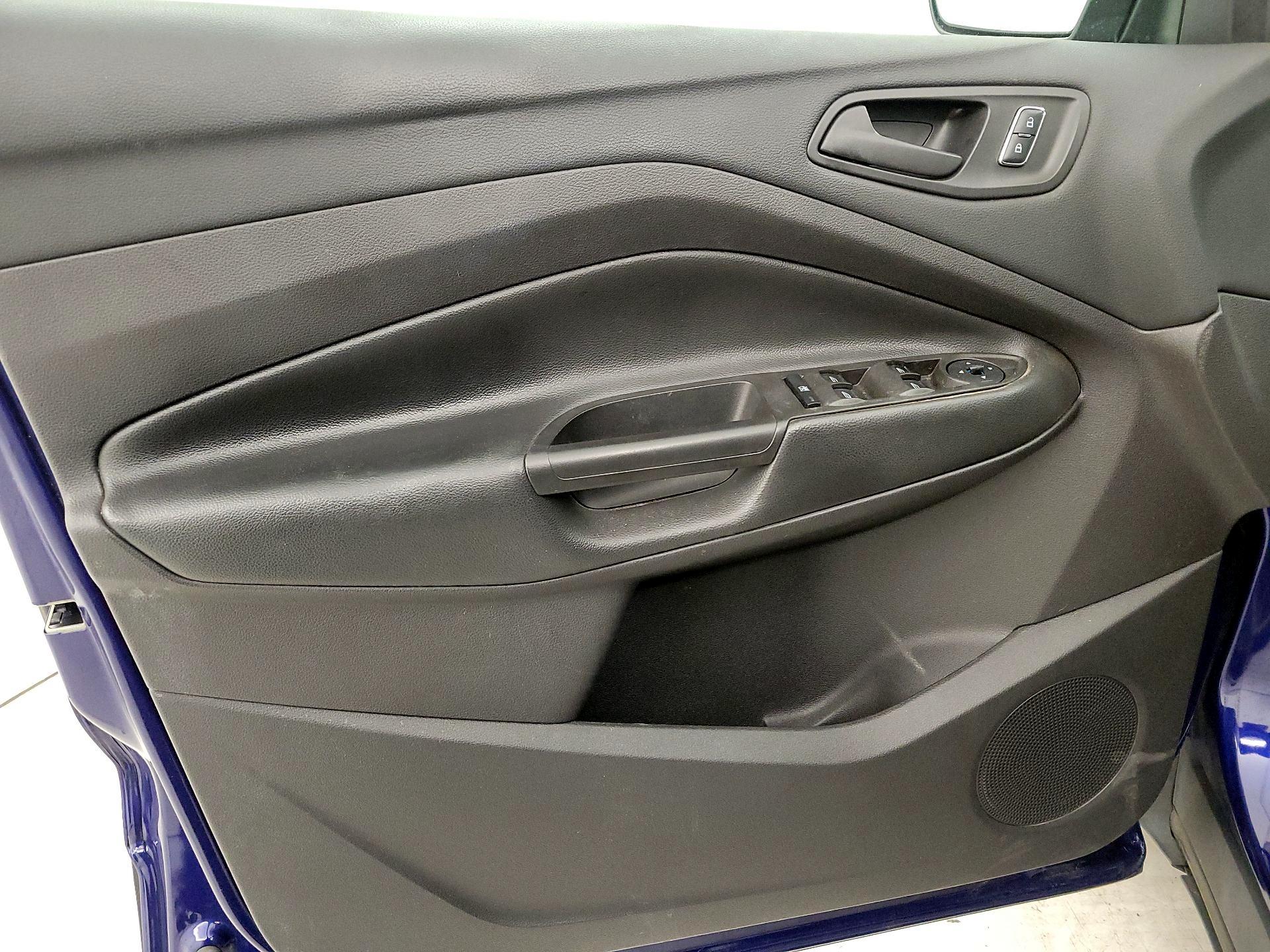 Thumbnail: 2016 Ford Escape - 12