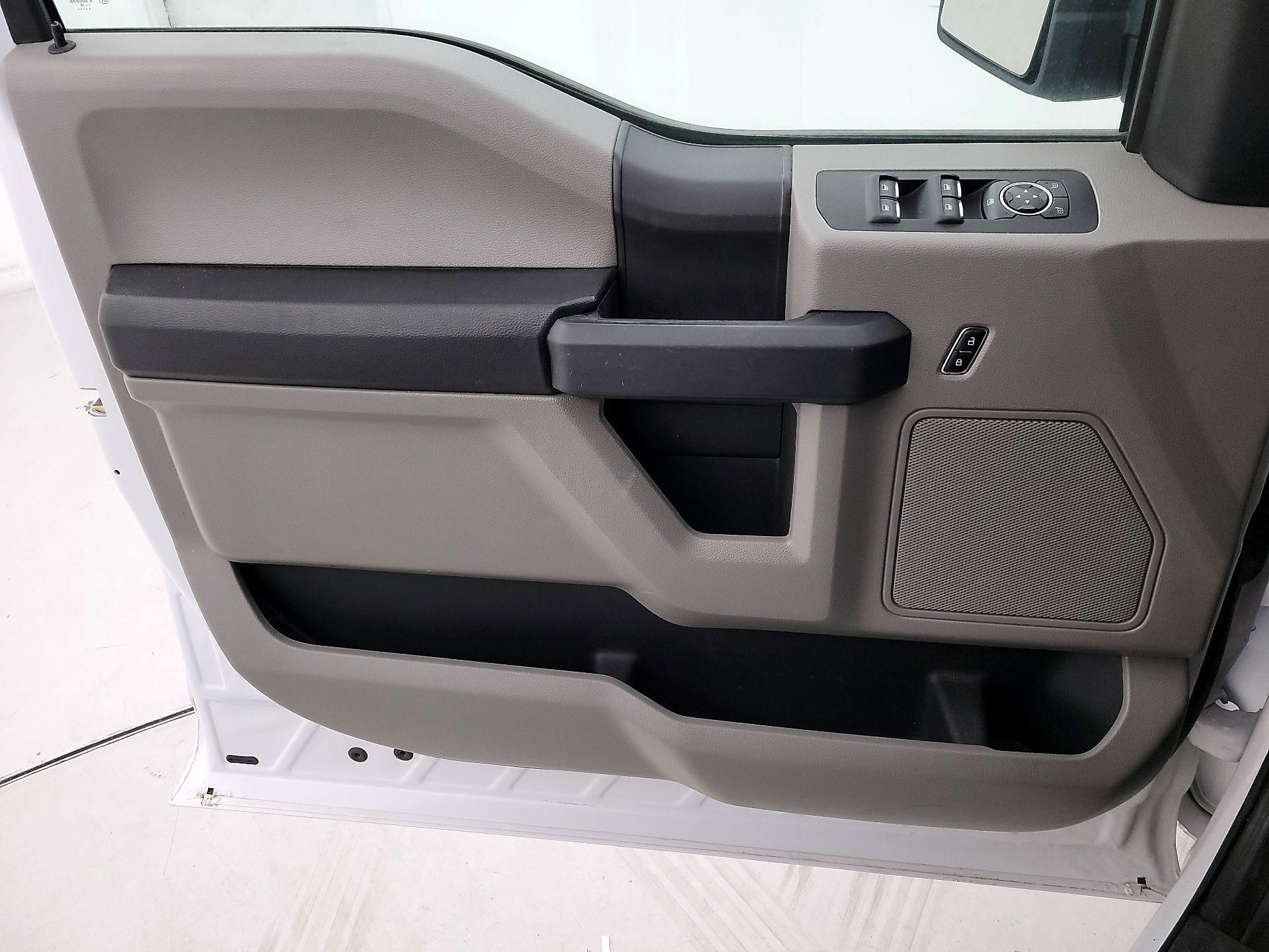 Thumbnail: 2016 Ford F-150 - 12