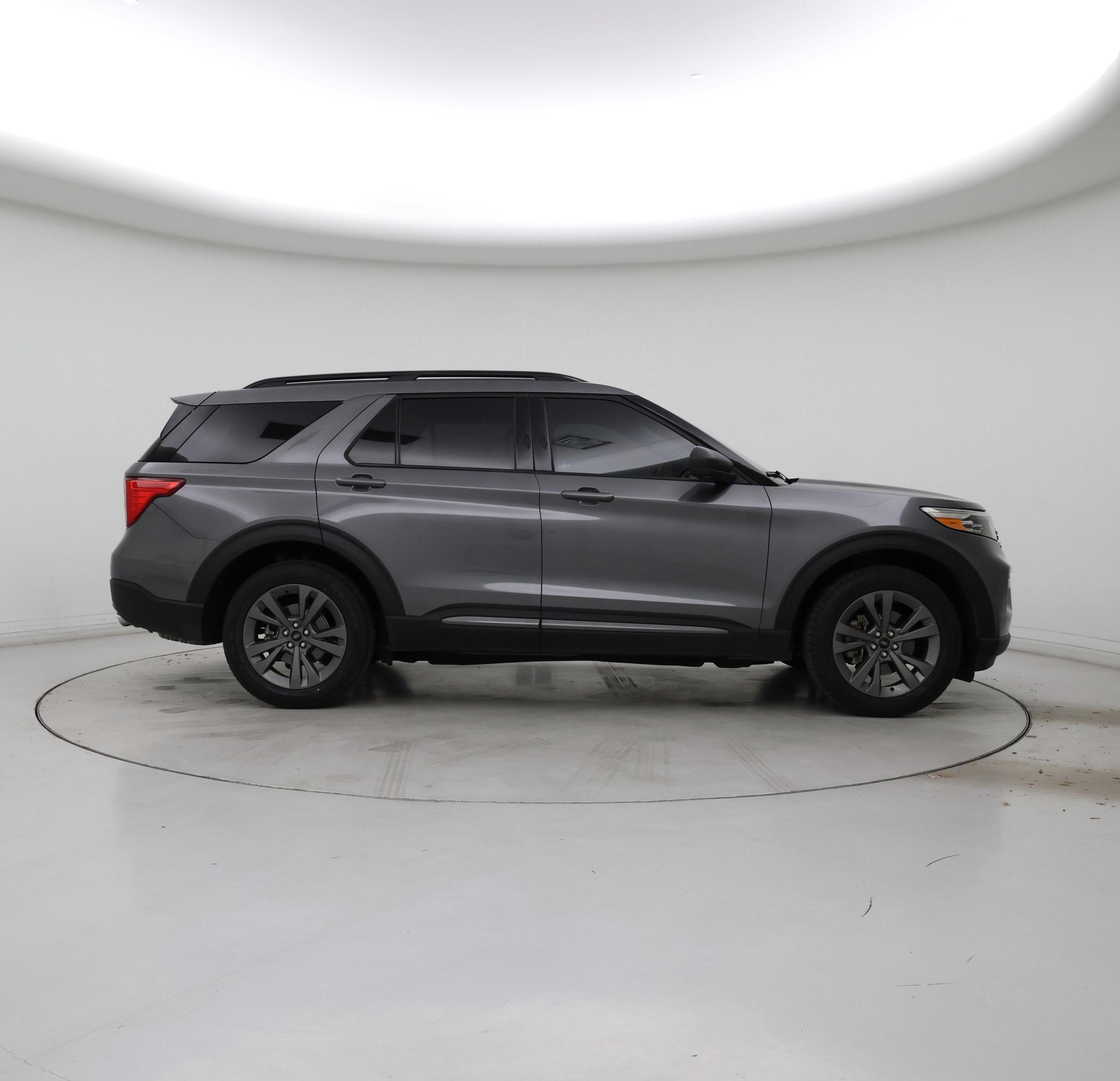 Thumbnail: 2021 Ford Explorer - 7