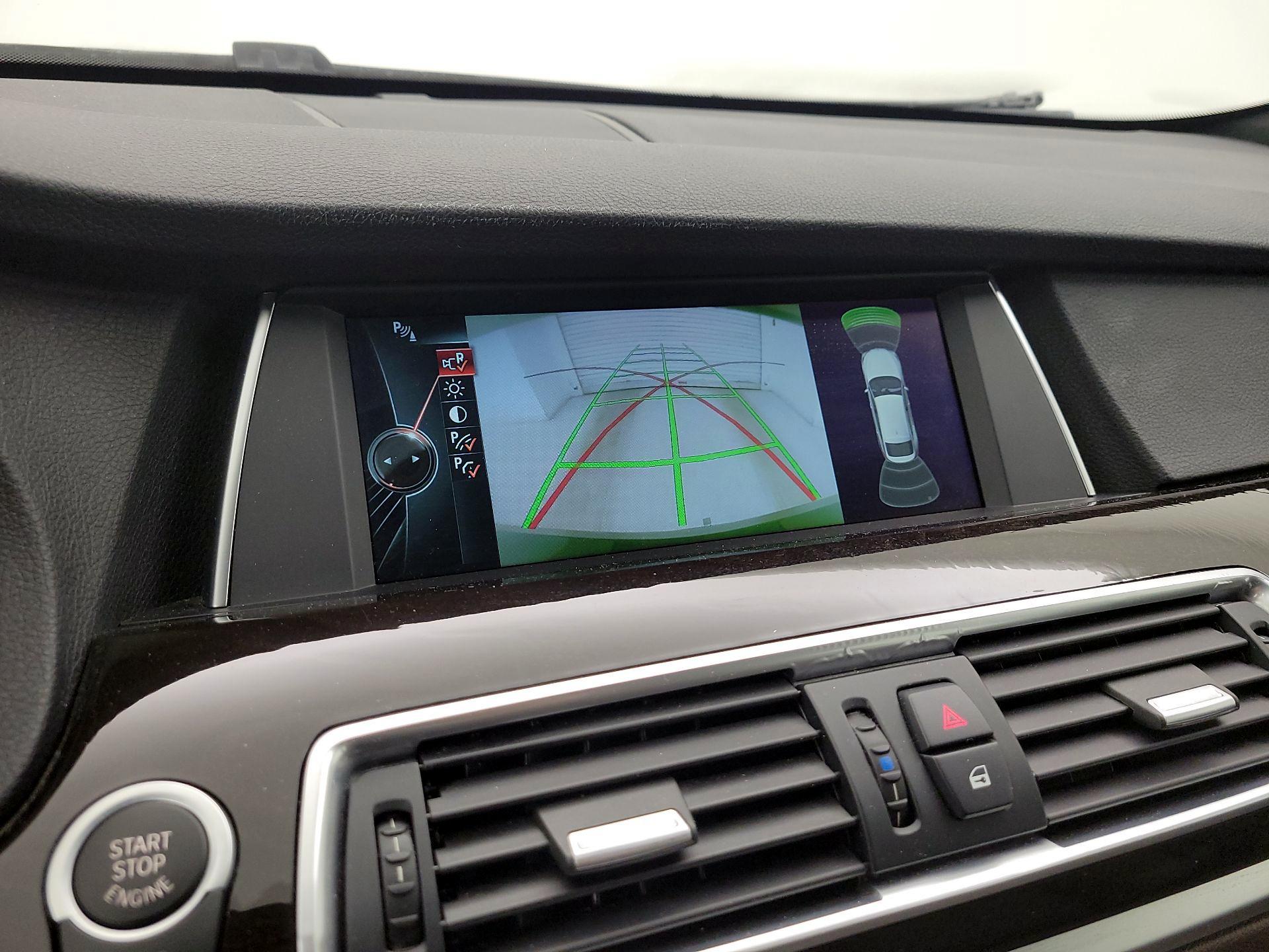 Thumbnail: 2014 BMW 5 Series - 14