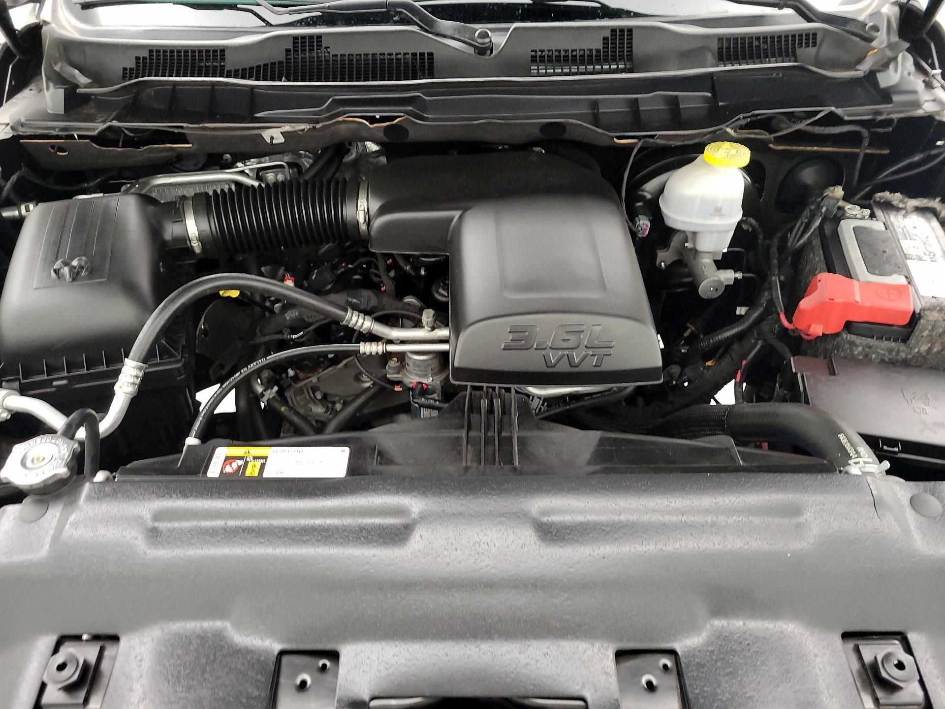 Thumbnail: 2020 RAM 1500 Classic - 17