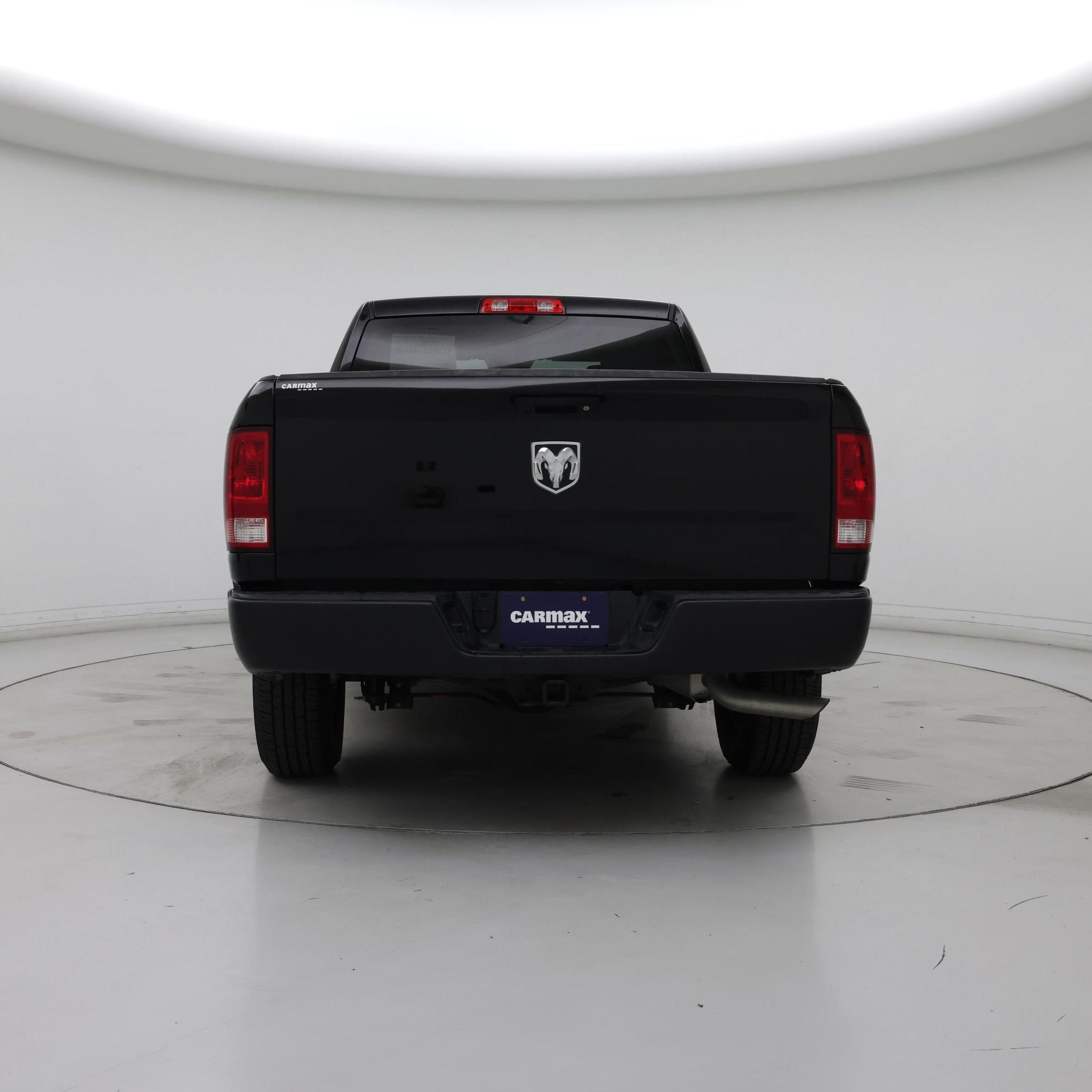 Thumbnail: 2020 RAM 1500 Classic - 6