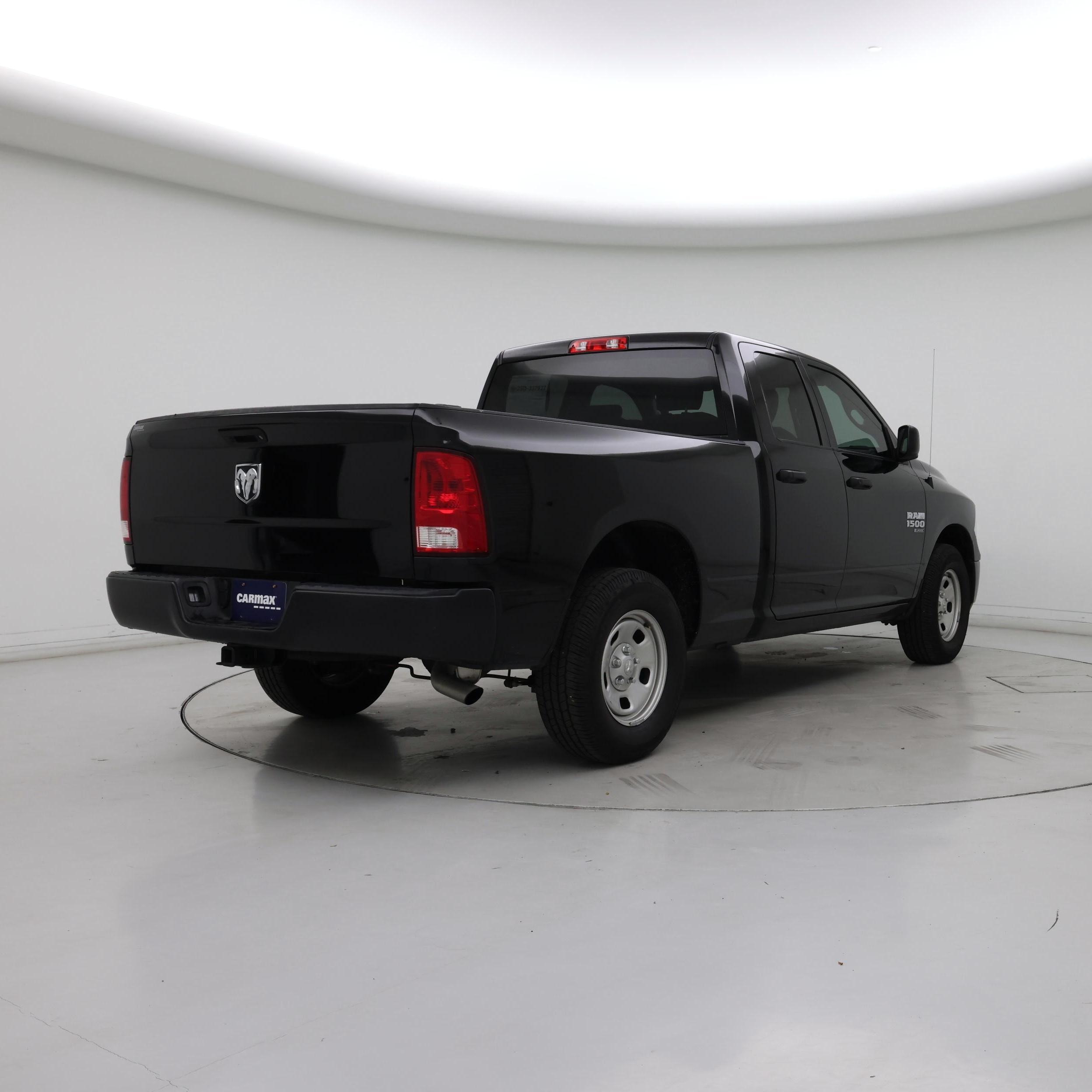 Thumbnail: 2020 RAM 1500 Classic - 8