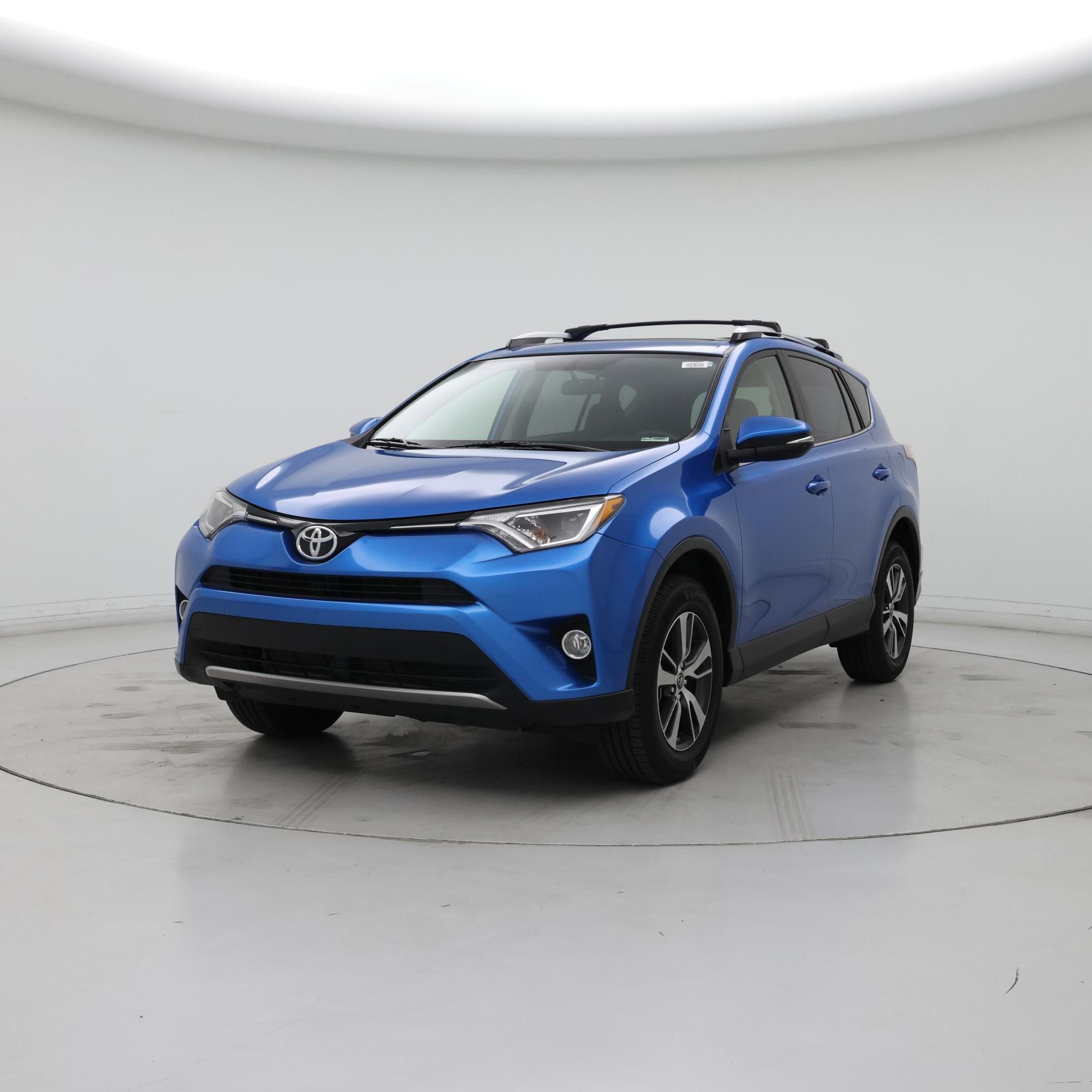 Thumbnail: 2016 Toyota RAV4 - 4