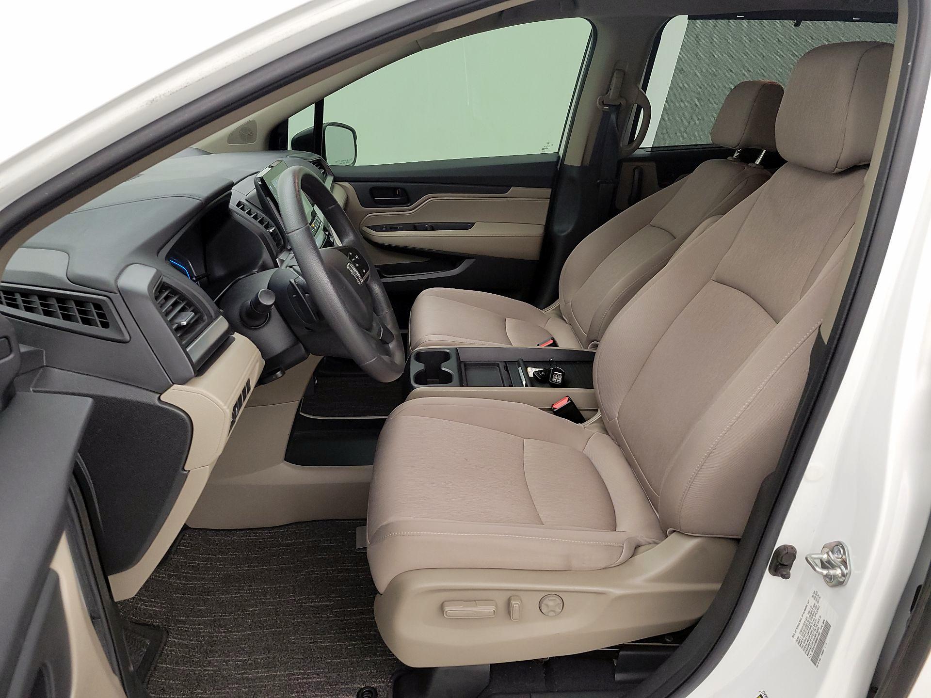 Thumbnail: 2021 Honda Odyssey - 11