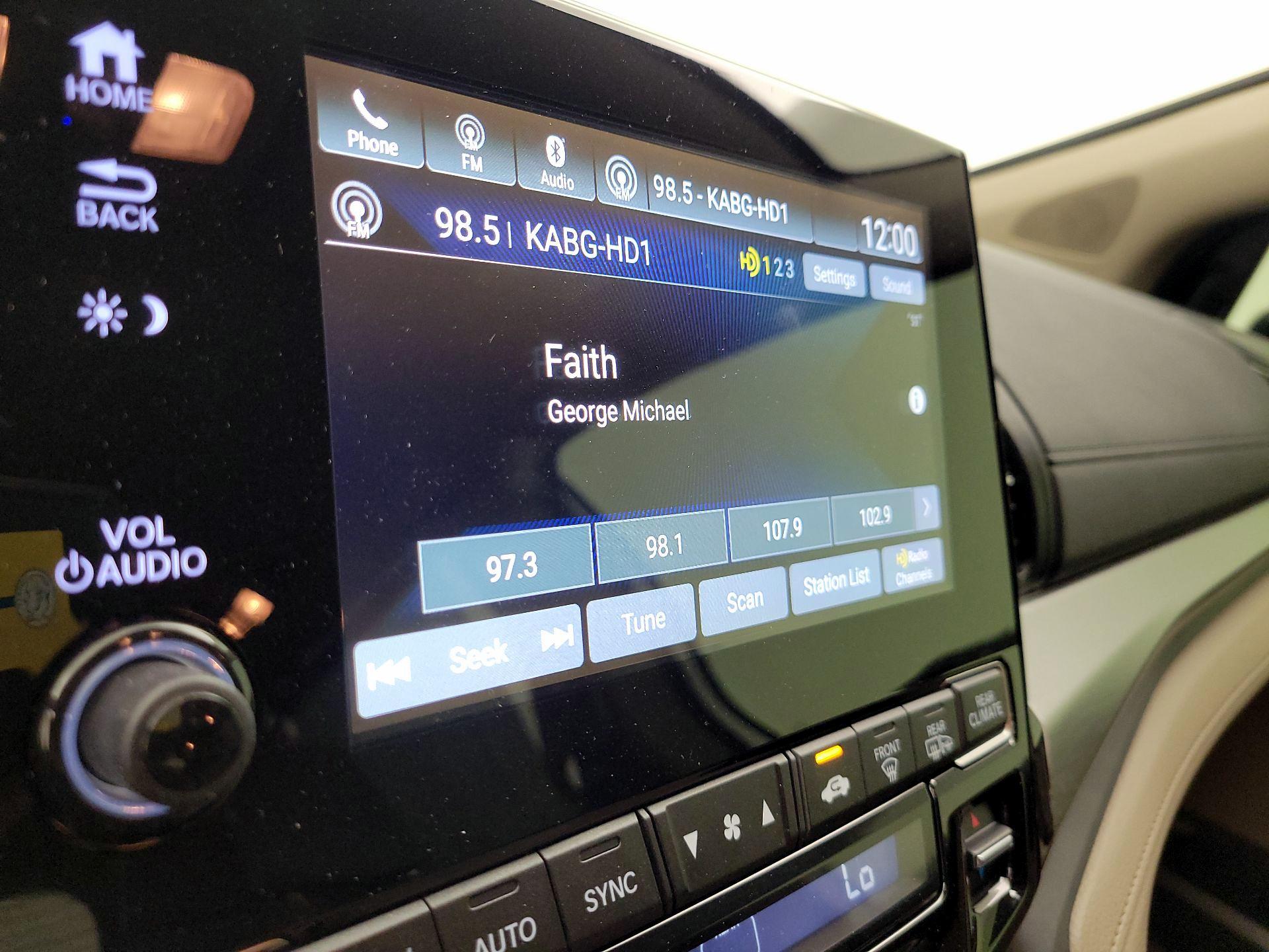 Thumbnail: 2021 Honda Odyssey - 15