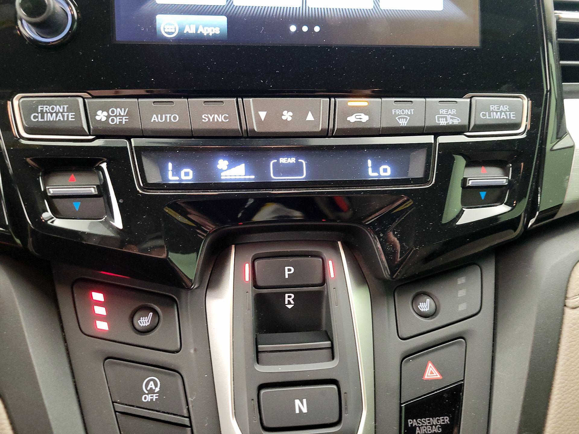 Thumbnail: 2021 Honda Odyssey - 16