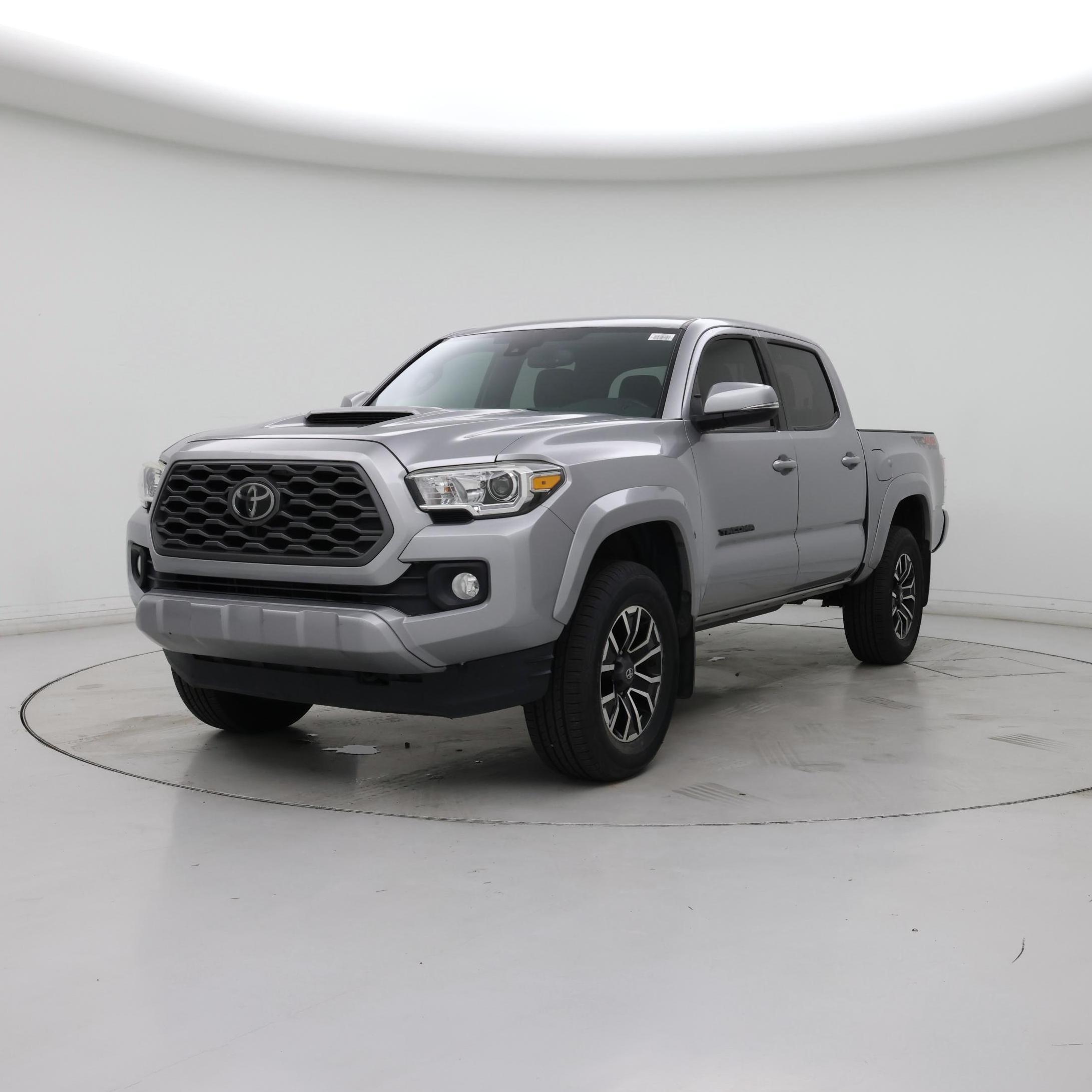 Thumbnail: 2020 Toyota Tacoma - 4