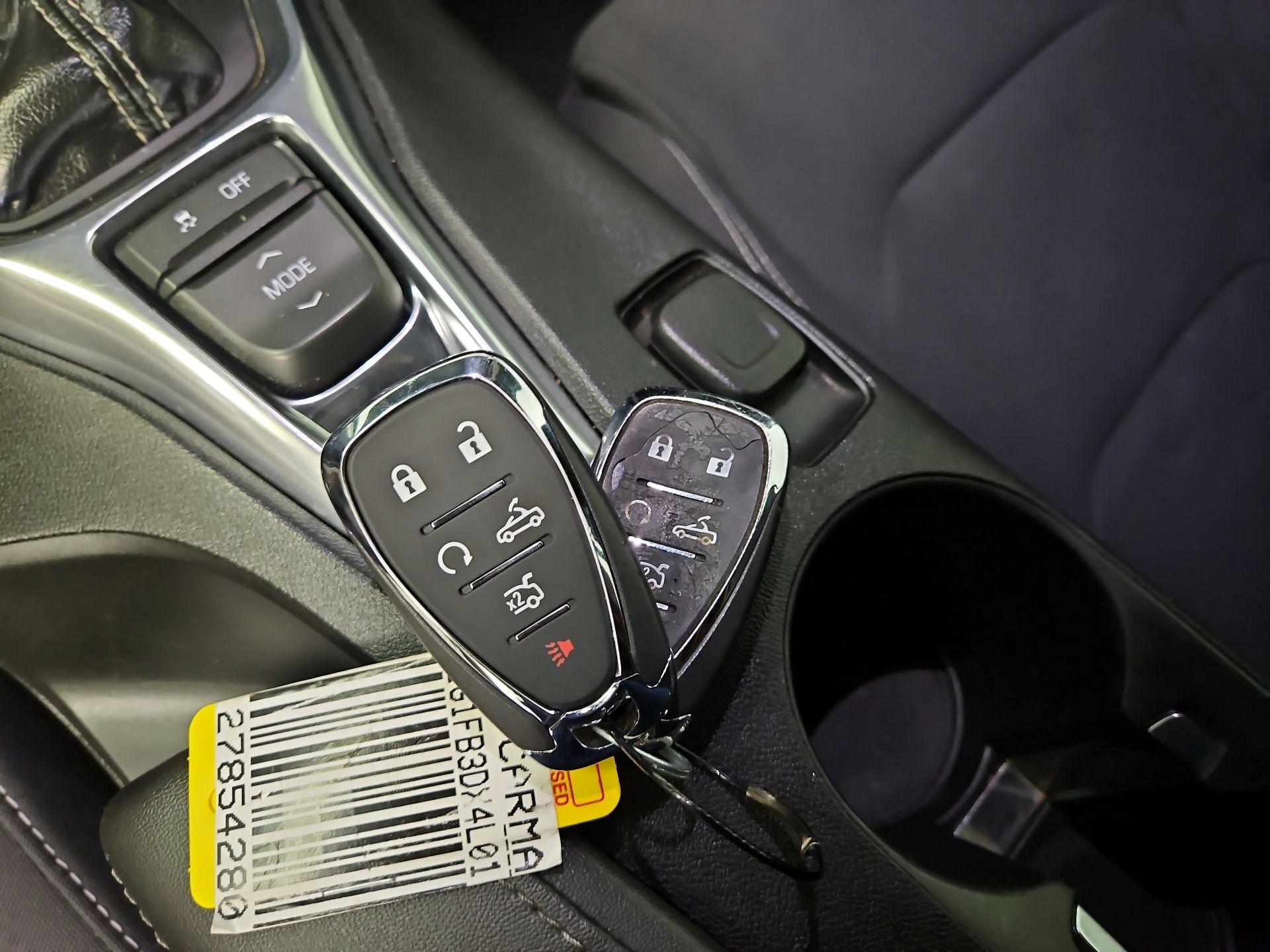 Thumbnail: 2020 Chevrolet Camaro - 20