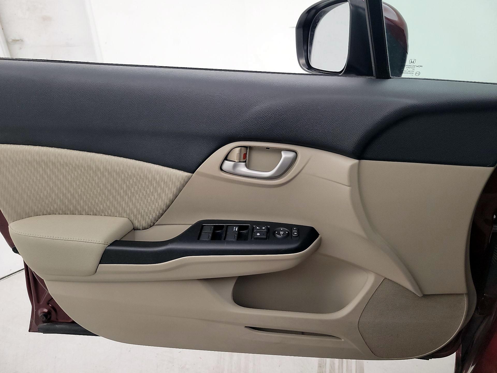 Thumbnail: 2015 Honda Civic - 12