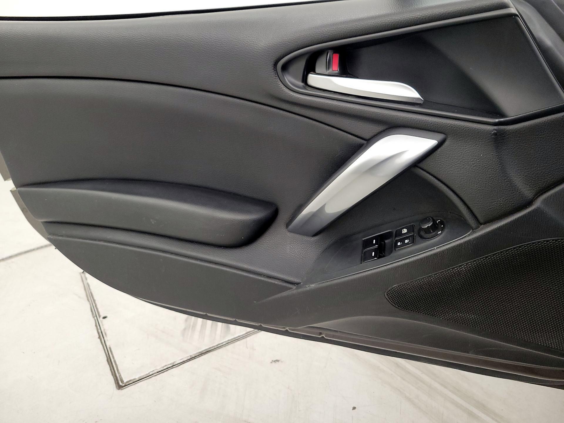 Thumbnail: 2017 Fiat 124 Spider - 13