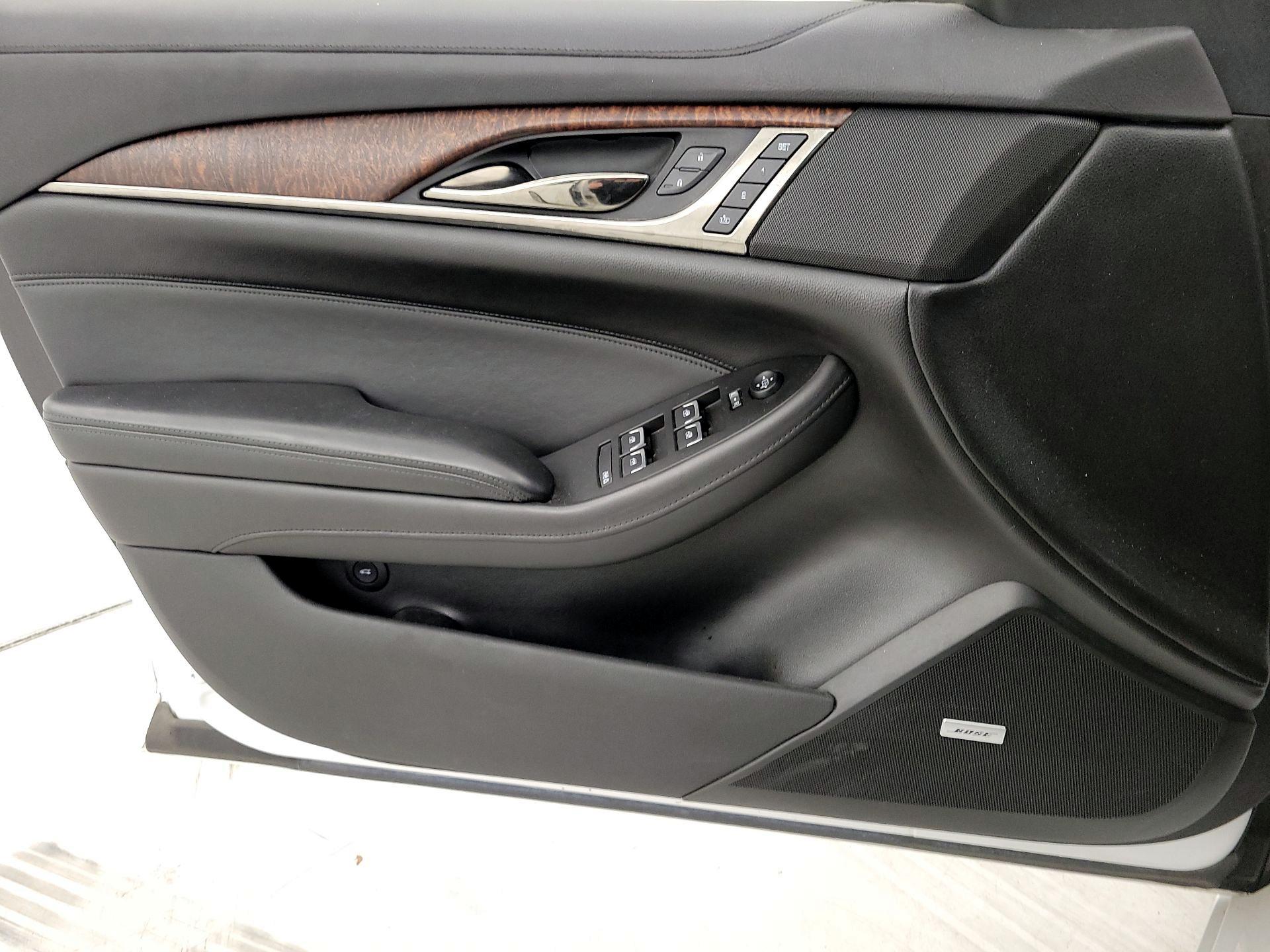 Thumbnail: 2019 Cadillac CTS - 12