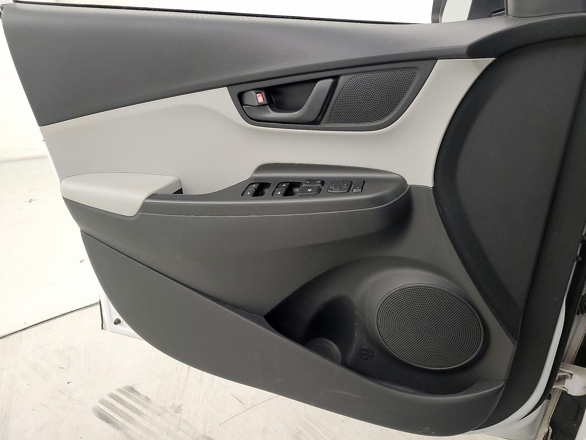 Thumbnail: 2023 Hyundai Kona - 12