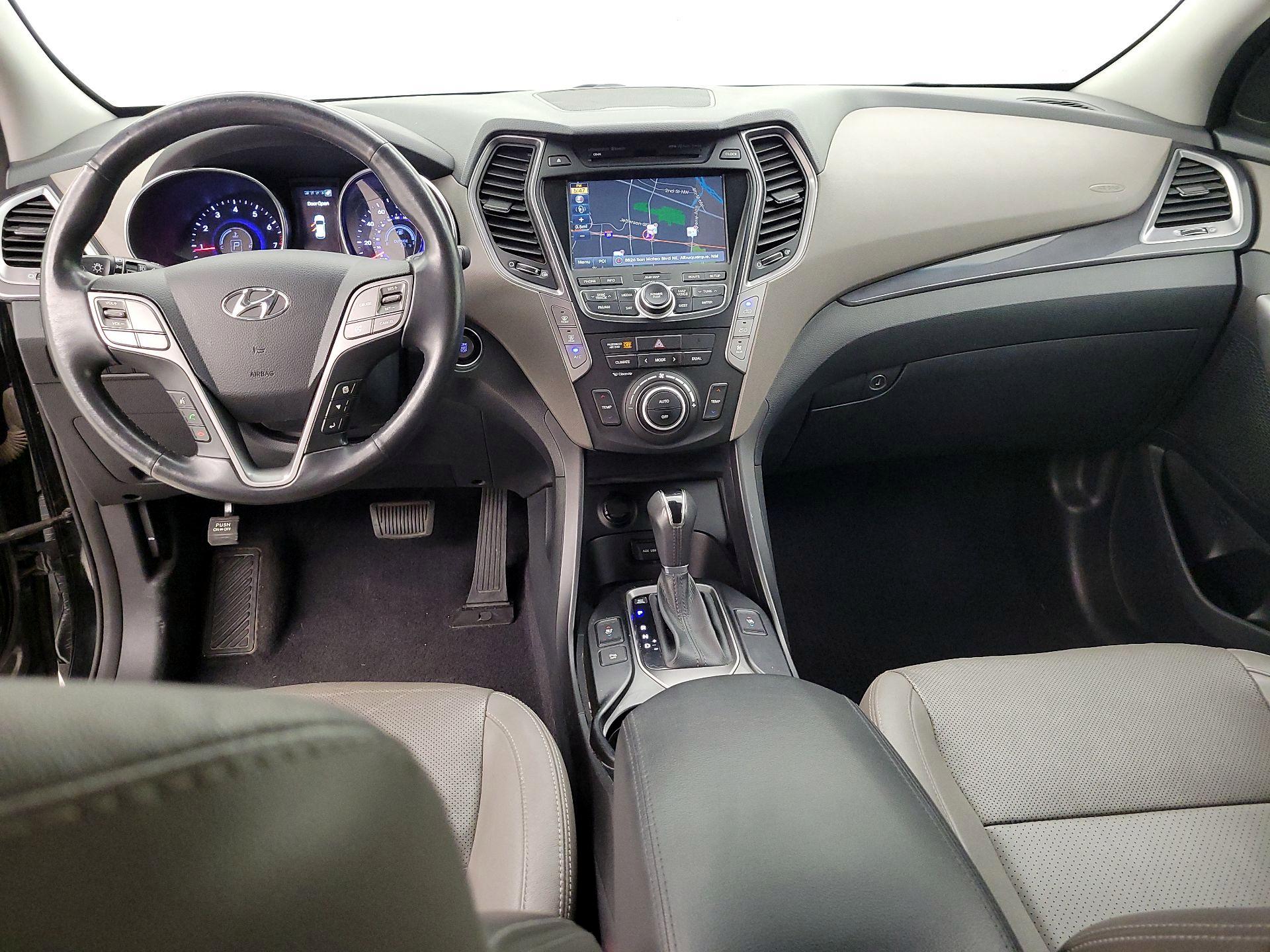 Thumbnail: 2015 Hyundai Santa Fe - 9