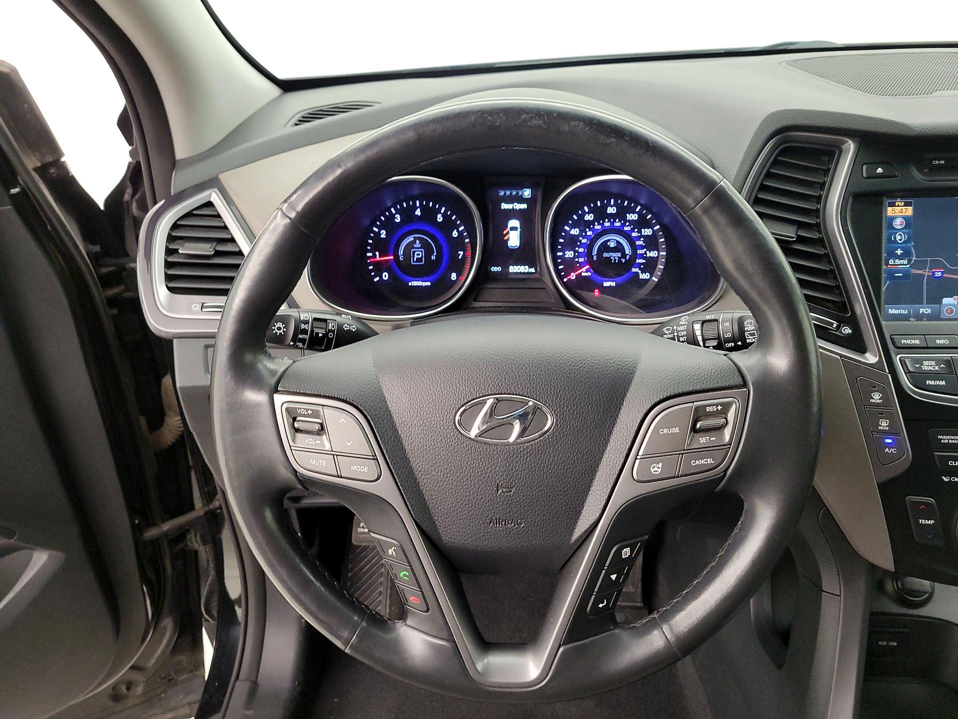 Thumbnail: 2015 Hyundai Santa Fe - 10