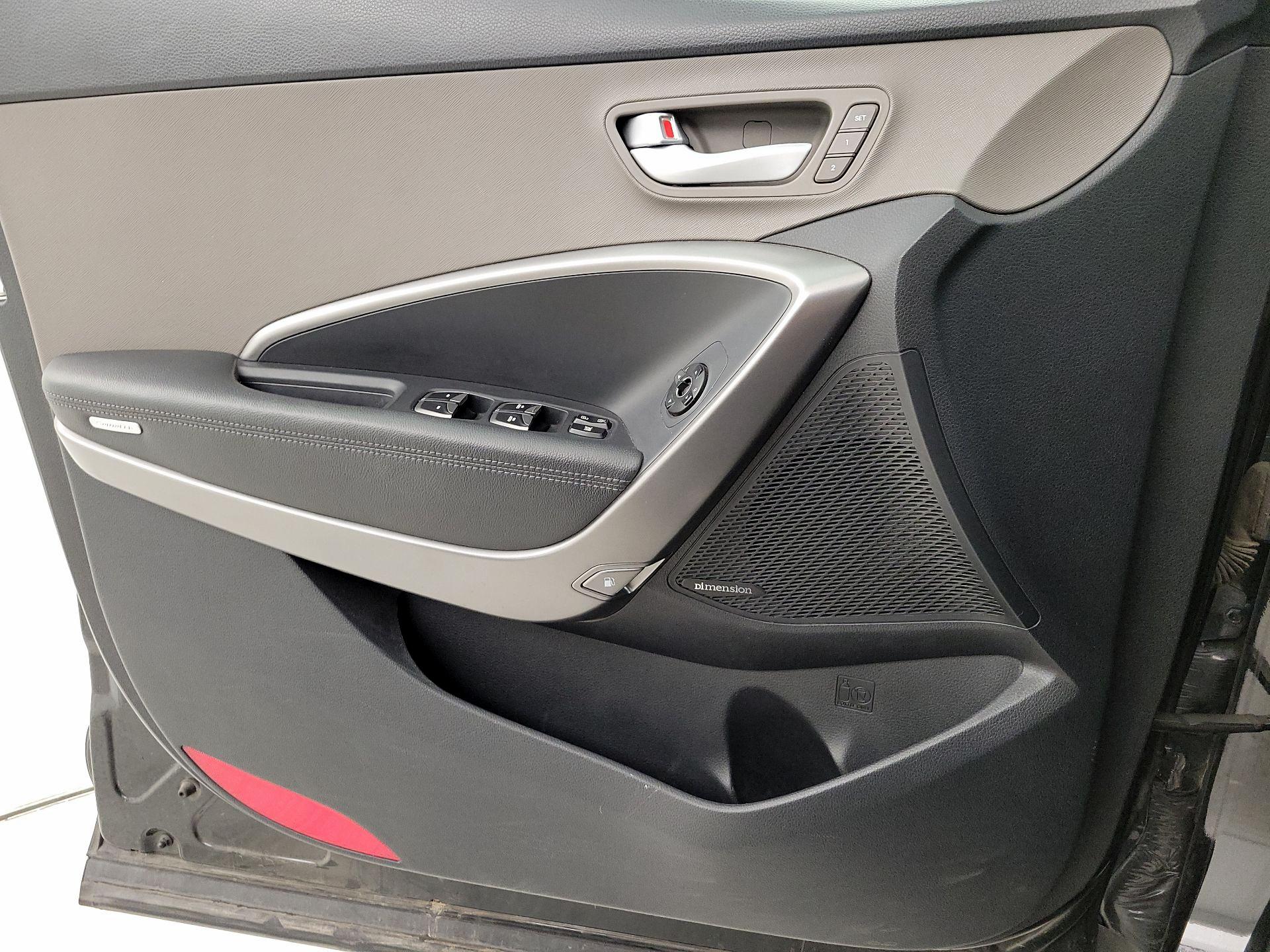 Thumbnail: 2015 Hyundai Santa Fe - 12