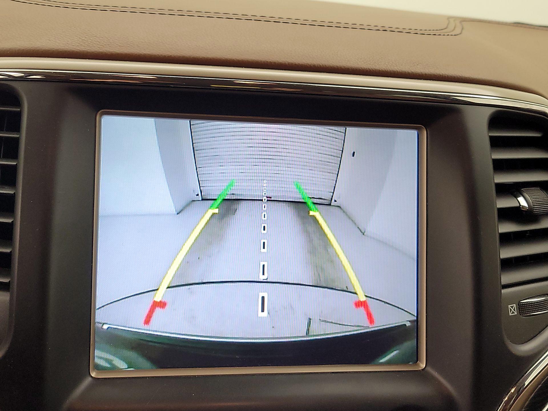 Thumbnail: 2016 Jeep Grand Cherokee - 15