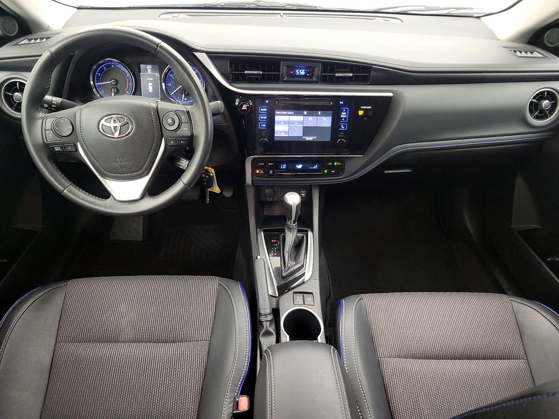 Thumbnail: 2017 Toyota Corolla - 9