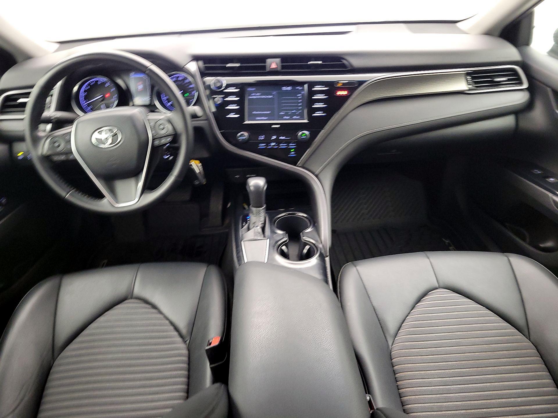 Thumbnail: 2020 Toyota Camry - 9