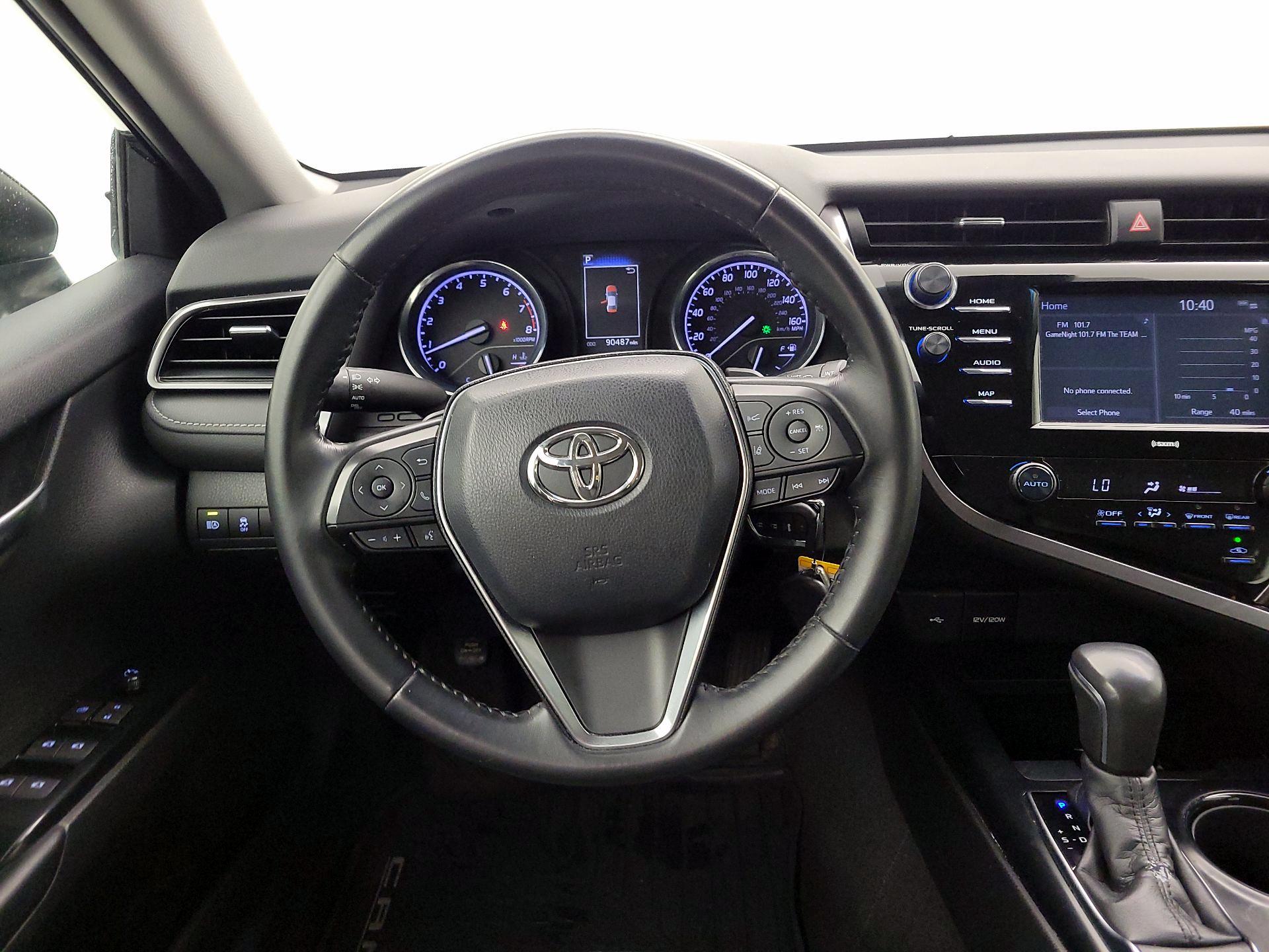 Thumbnail: 2020 Toyota Camry - 10