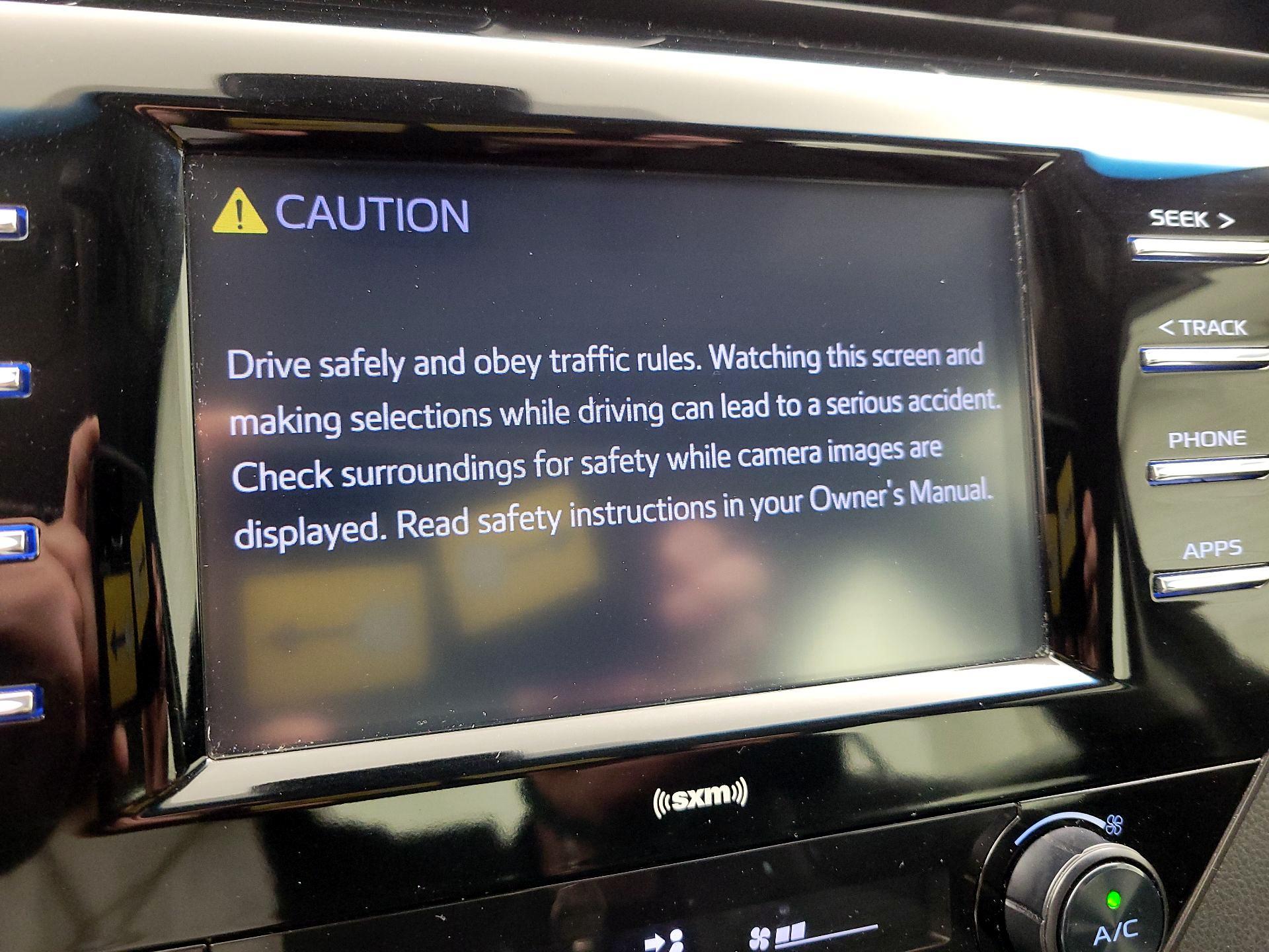 Thumbnail: 2020 Toyota Camry - 13