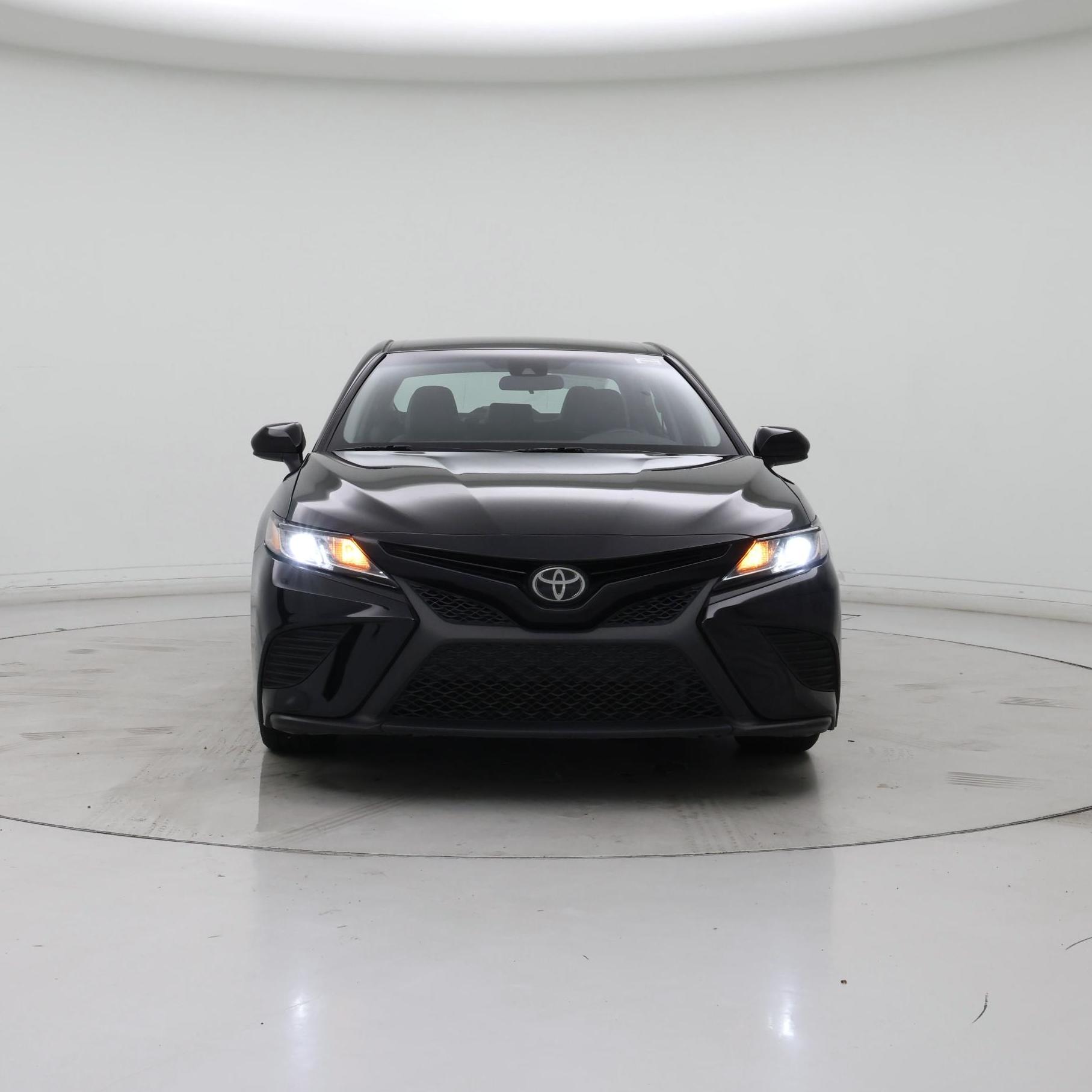 Thumbnail: 2020 Toyota Camry - 5