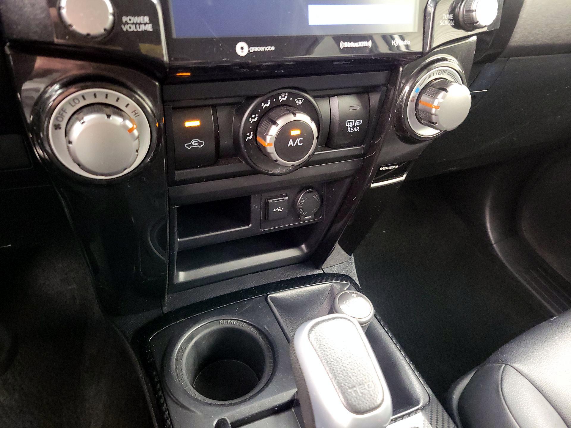 Thumbnail: 2021 Toyota 4Runner - 14