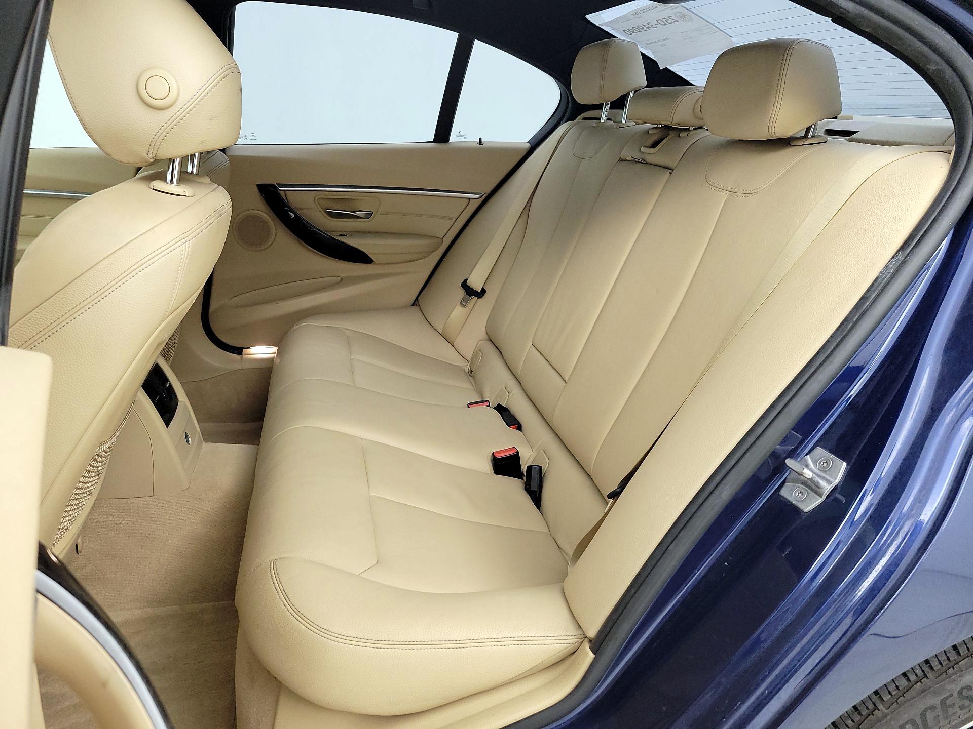 Thumbnail: 2016 BMW 3 Series - 19