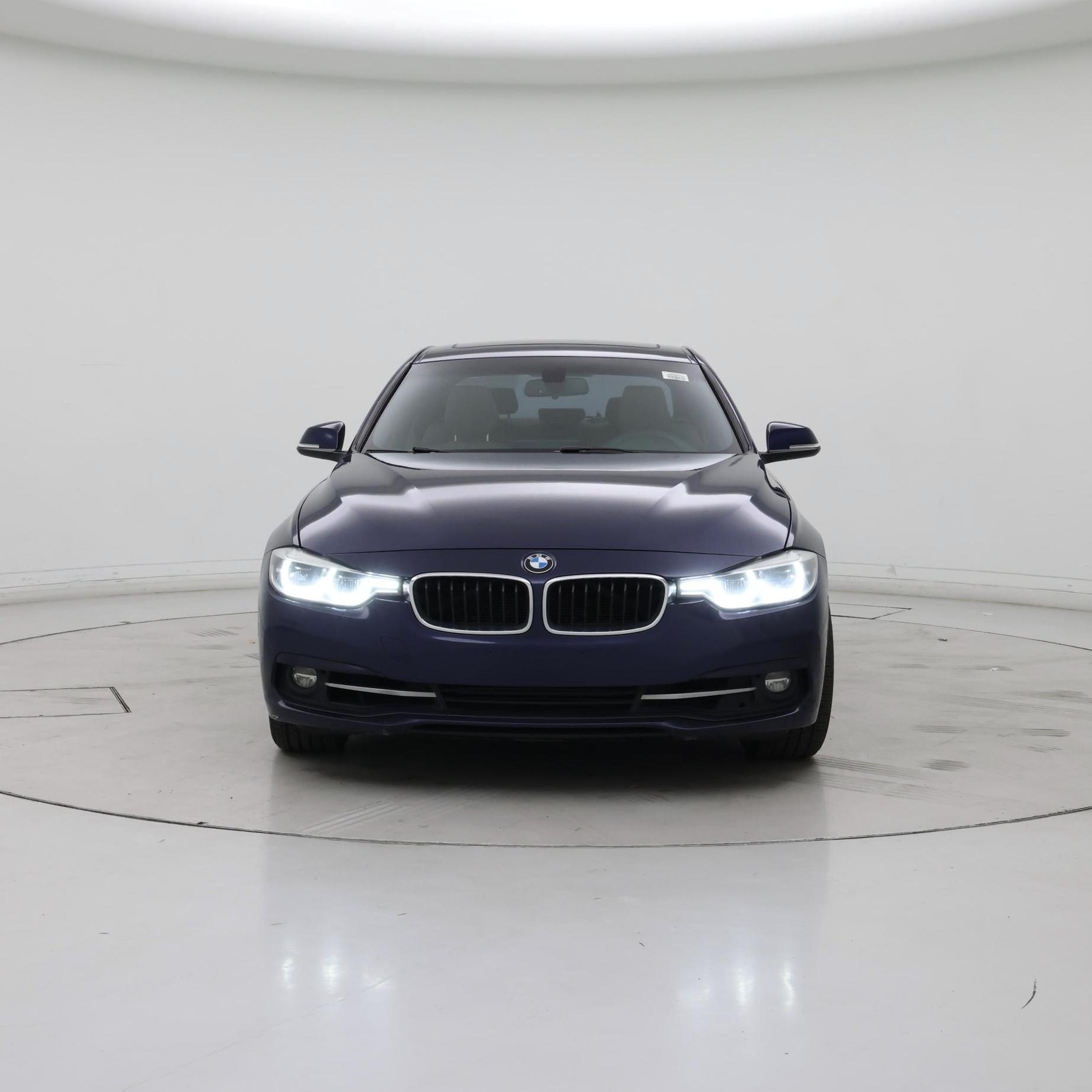 Thumbnail: 2016 BMW 3 Series - 5