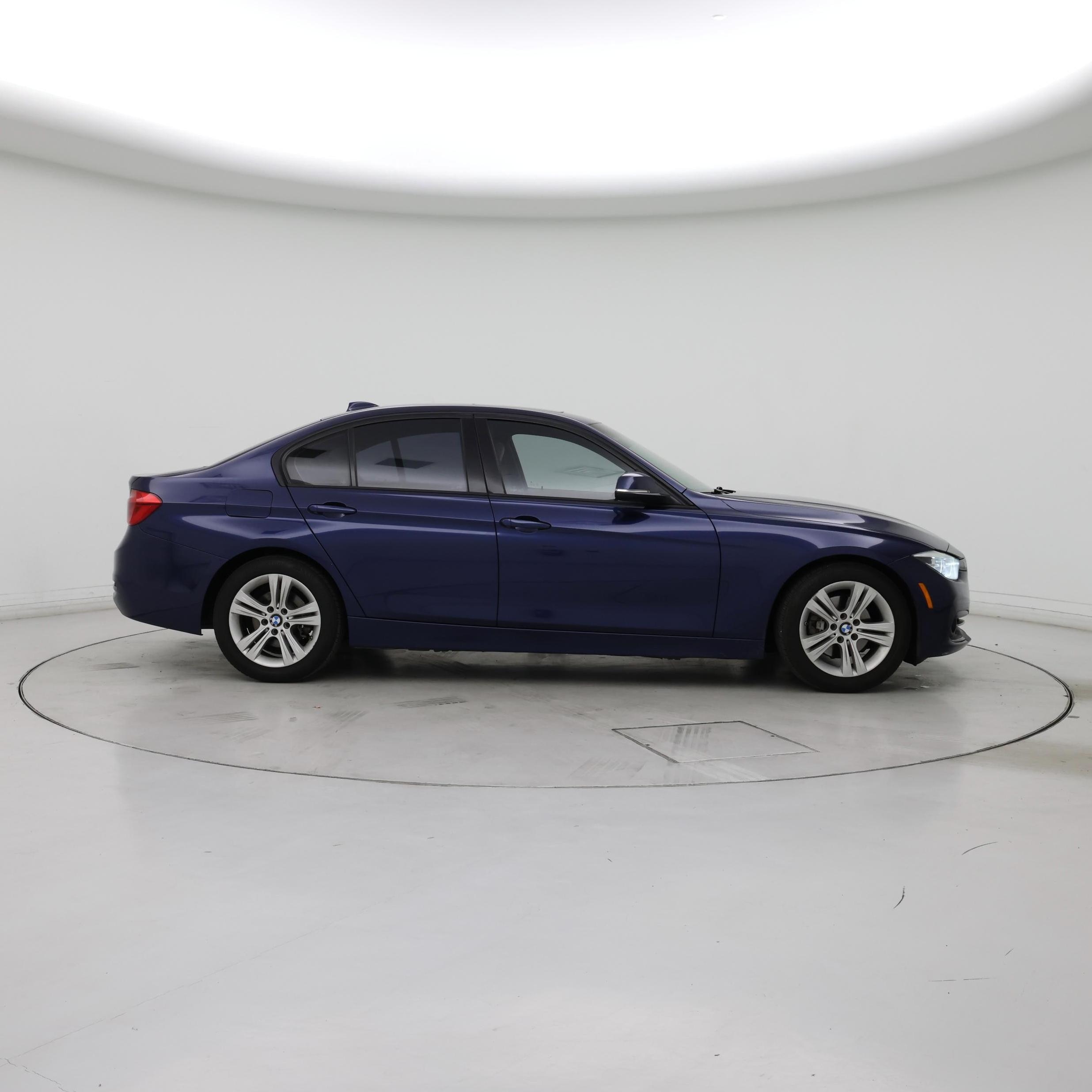 Thumbnail: 2016 BMW 3 Series - 7