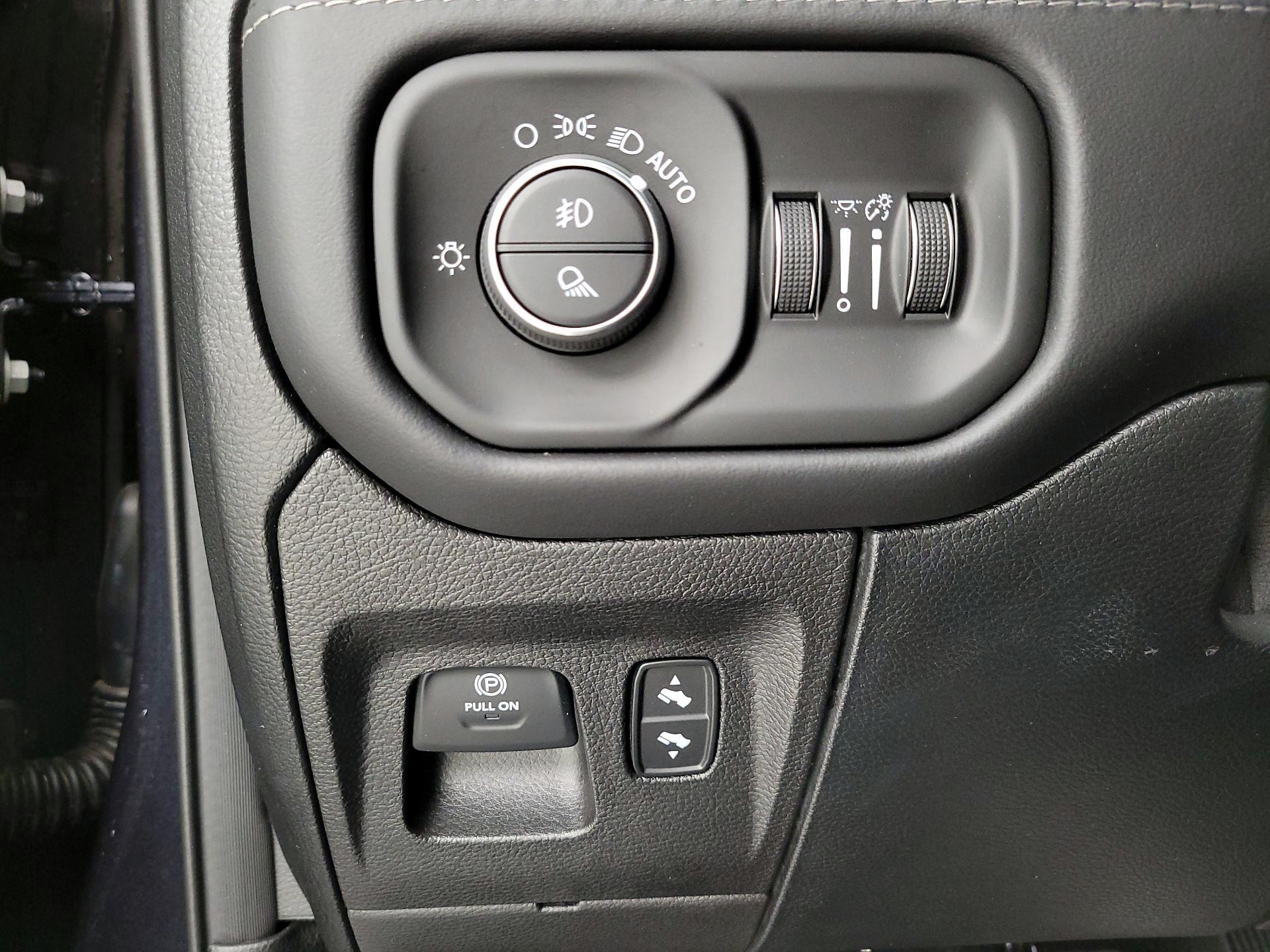 Thumbnail: 2021 RAM 1500 - 13