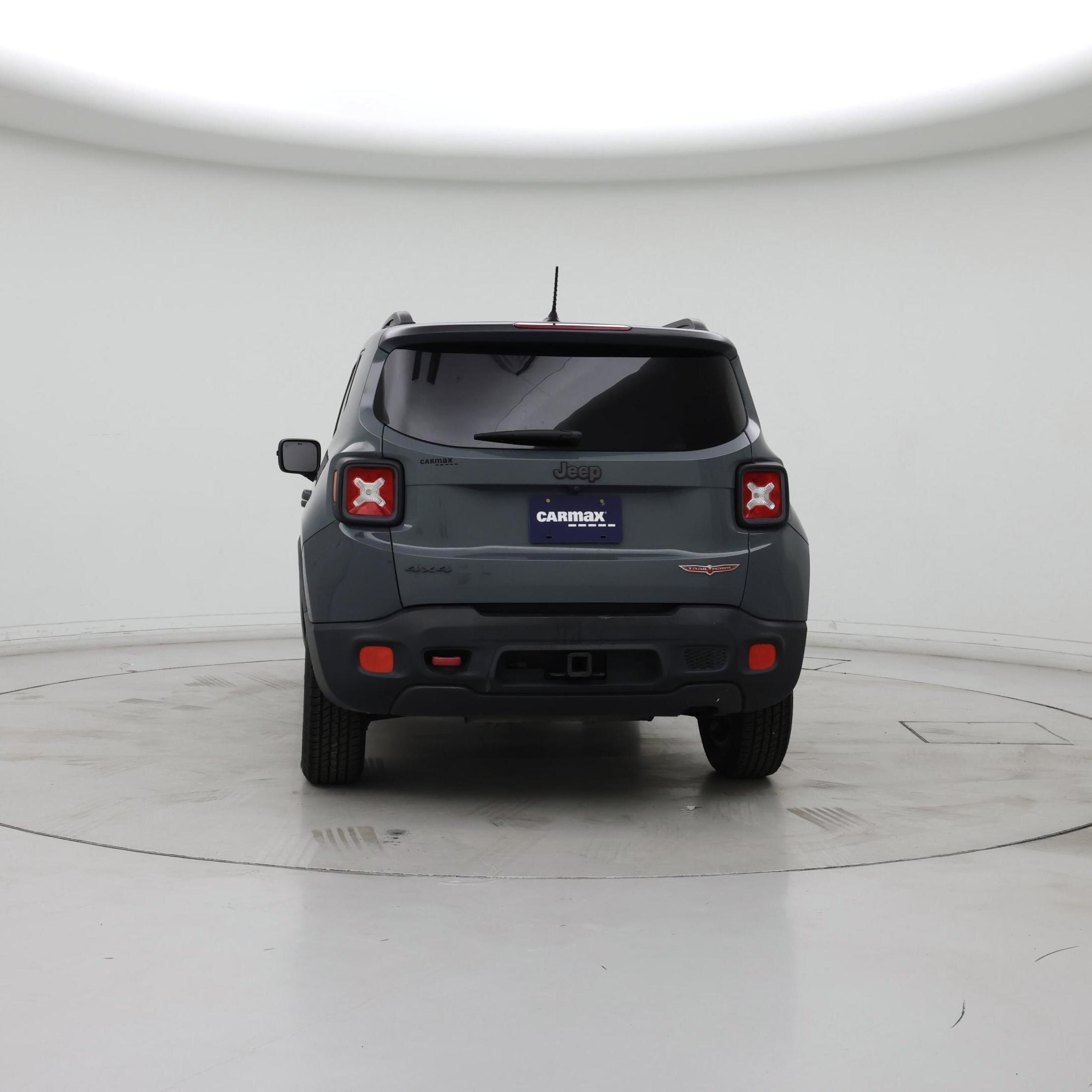 Thumbnail: 2016 Jeep Renegade - 6