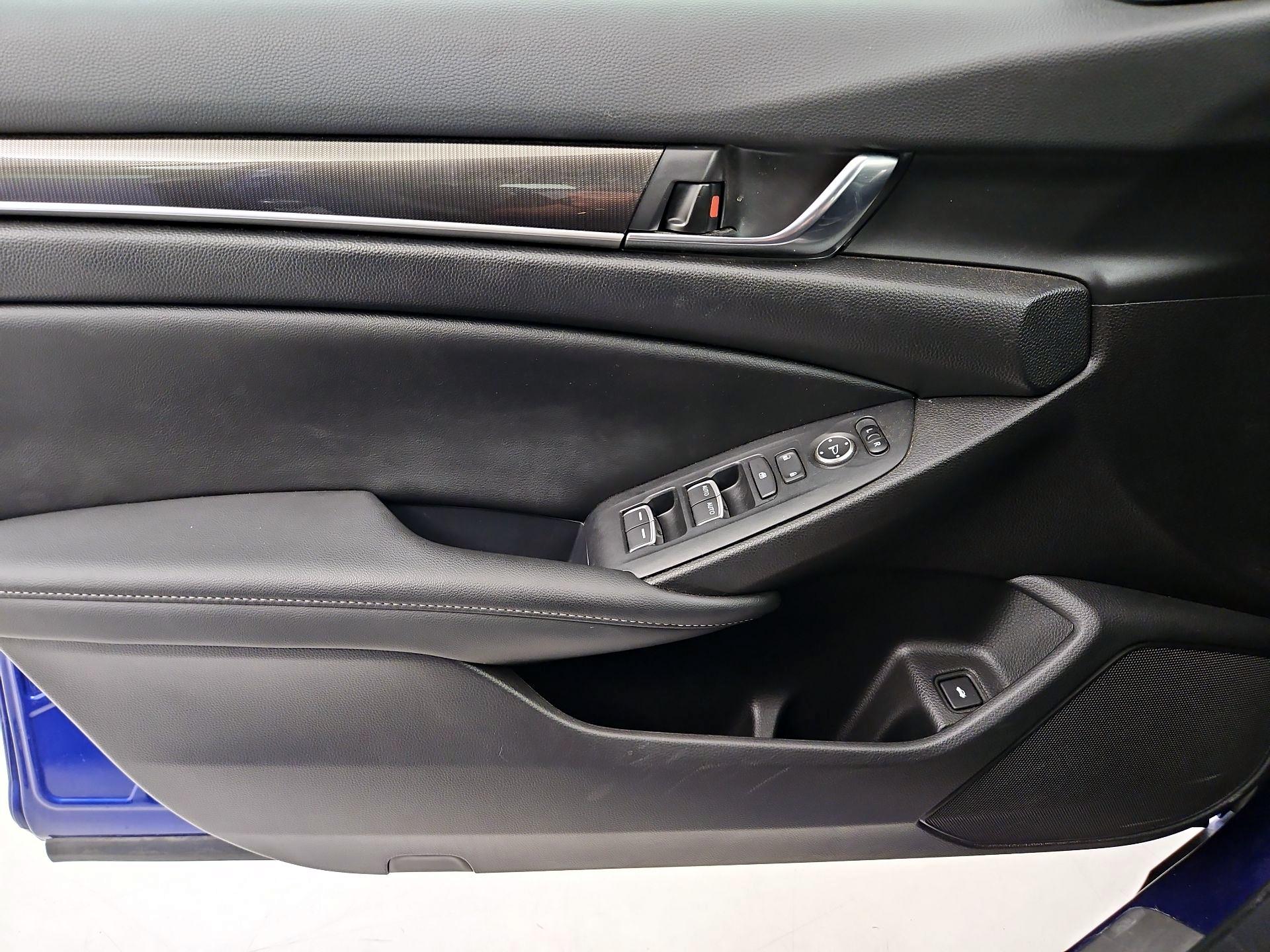 Thumbnail: 2022 Honda Accord - 12