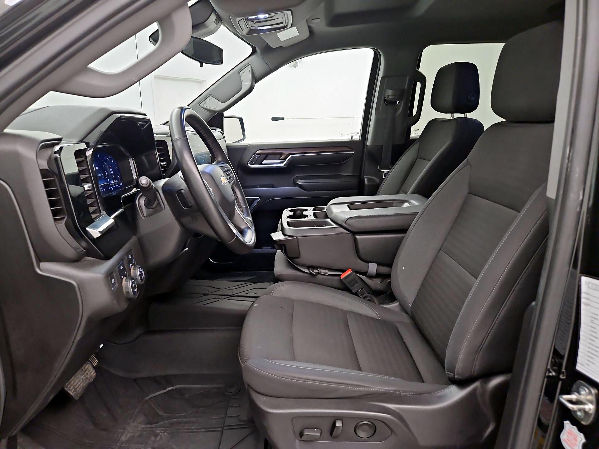 Thumbnail: 2024 Chevrolet Silverado 1500 - 11