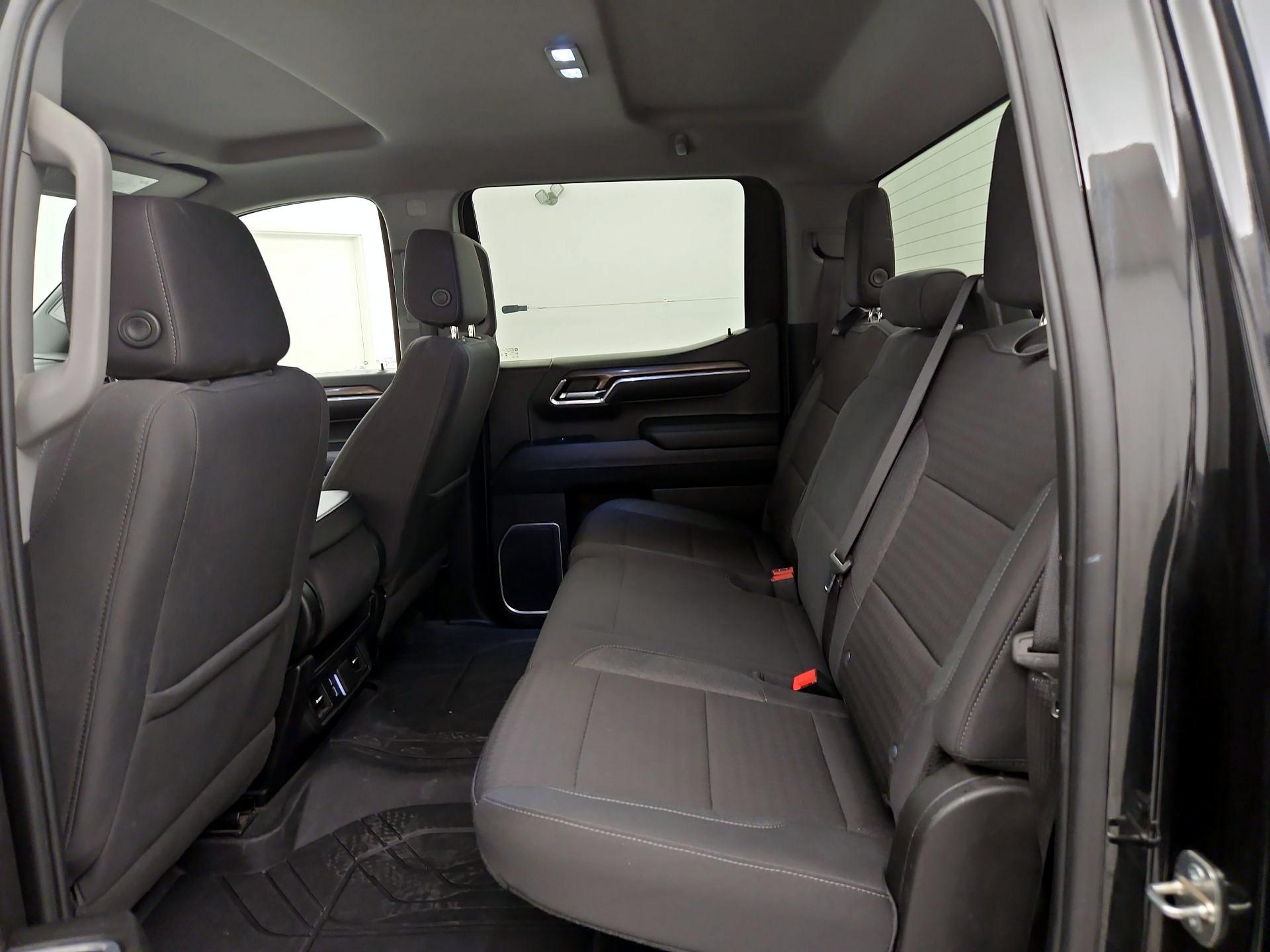 Thumbnail: 2024 Chevrolet Silverado 1500 - 19